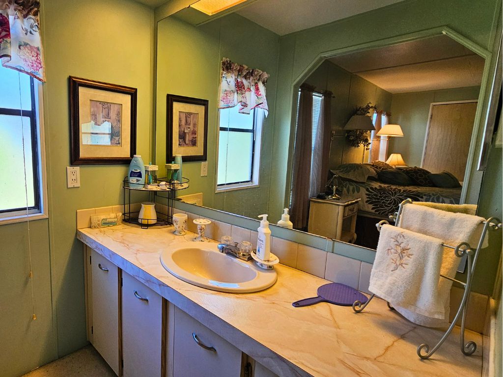 508 44th Avenue E, Lot C24, Bradenton, Florida 34203, 2 Bedrooms Bedrooms, ,2 BathroomsBathrooms,55-Plus Mobile Home,For Sale,44th Avenue E, Lot C24,4135