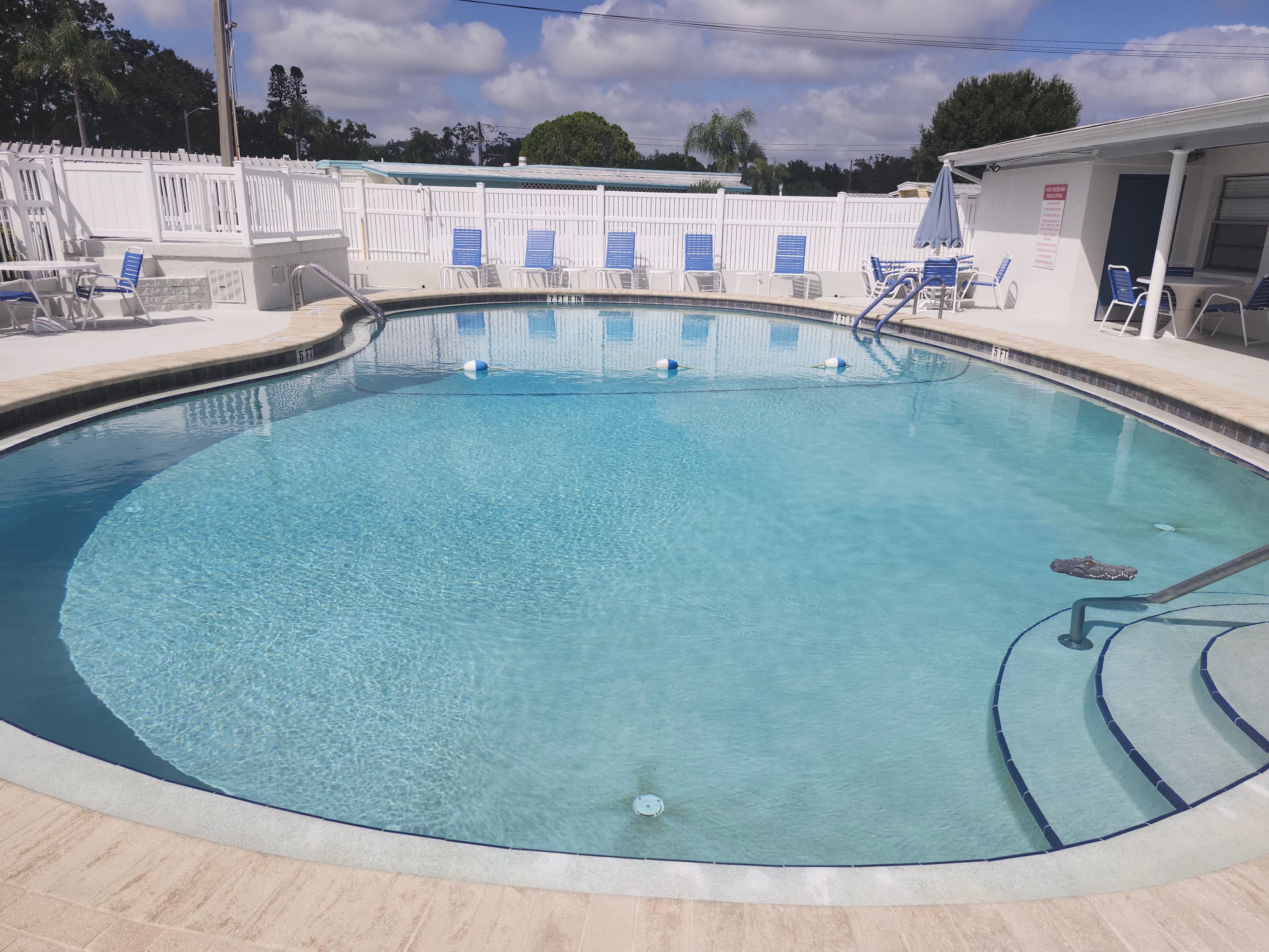4300 E Bay Drive, Lot 429, Clearwater, Florida 33764, 2 Bedrooms Bedrooms, ,1 BathroomBathrooms,55-Plus Mobile Home,For Sale,E Bay Drive, Lot 429,4136