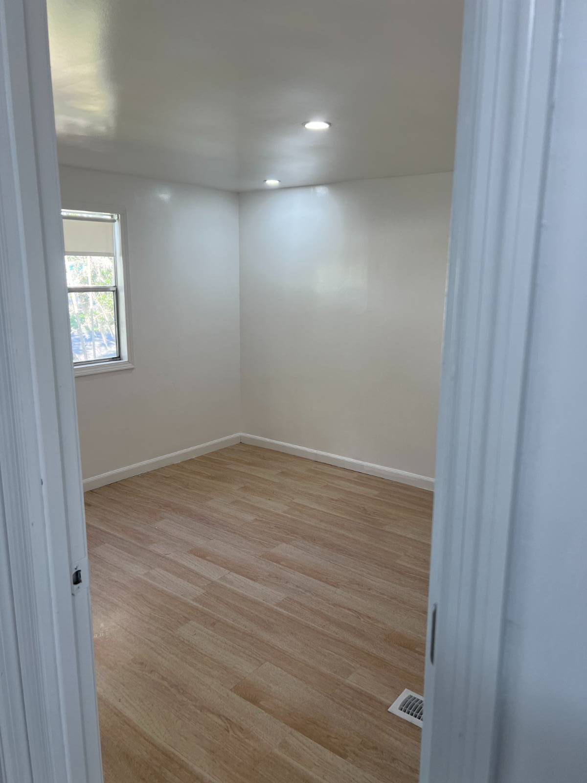 1234 Reynolds Road, Lot 57, Lakeland, Florida 33801, 3 Bedrooms Bedrooms, ,2 BathroomsBathrooms,All - Age Mobile Home,For Sale,Reynolds Road, Lot 57,4137