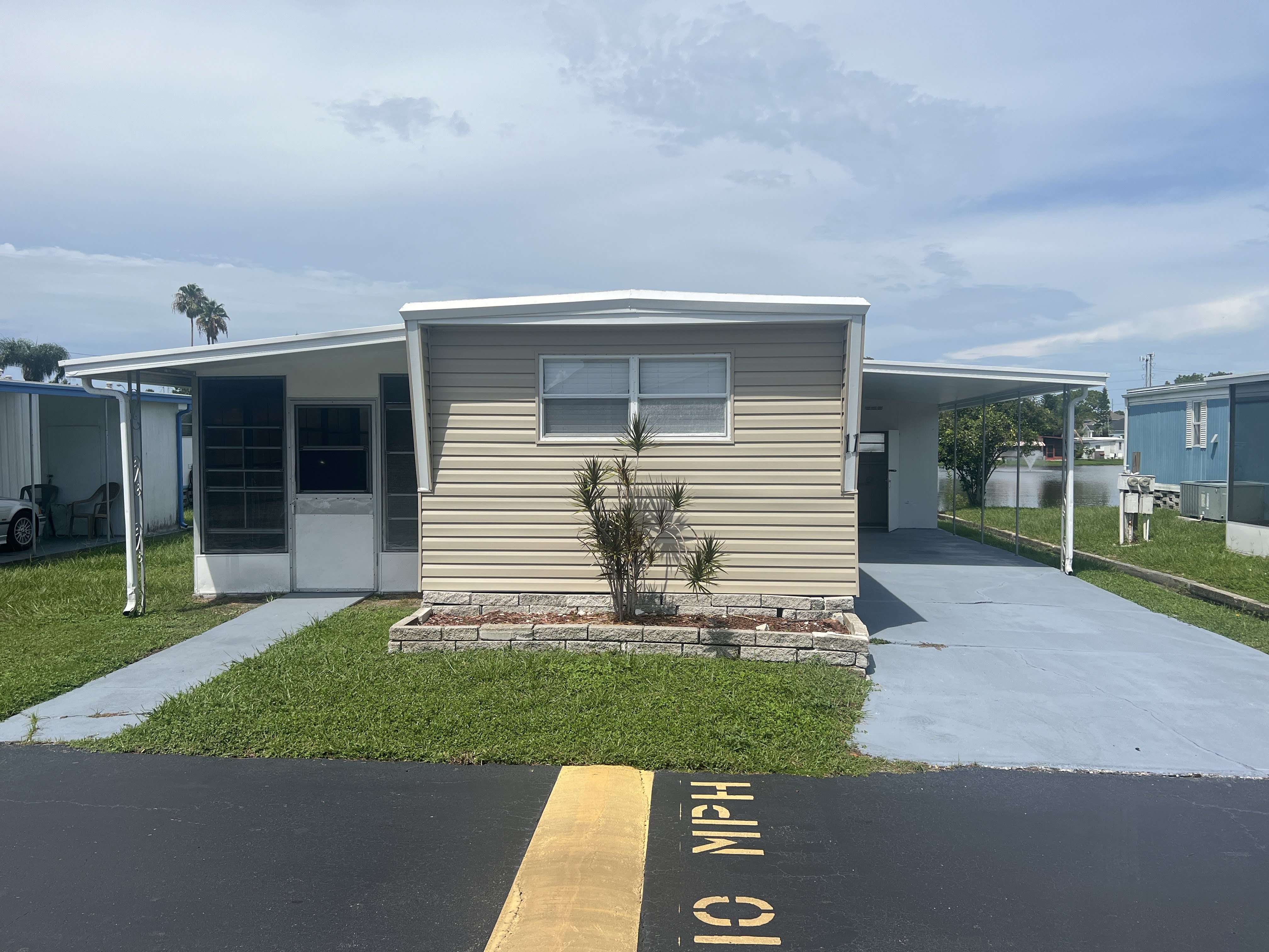 799 E Klosterman Road, Lot 11, Tarpon Springs, Florida 34689, 2 Bedrooms Bedrooms, ,2 BathroomsBathrooms,55-Plus Mobile Home,For Sale,E Klosterman Road, Lot 11,4139