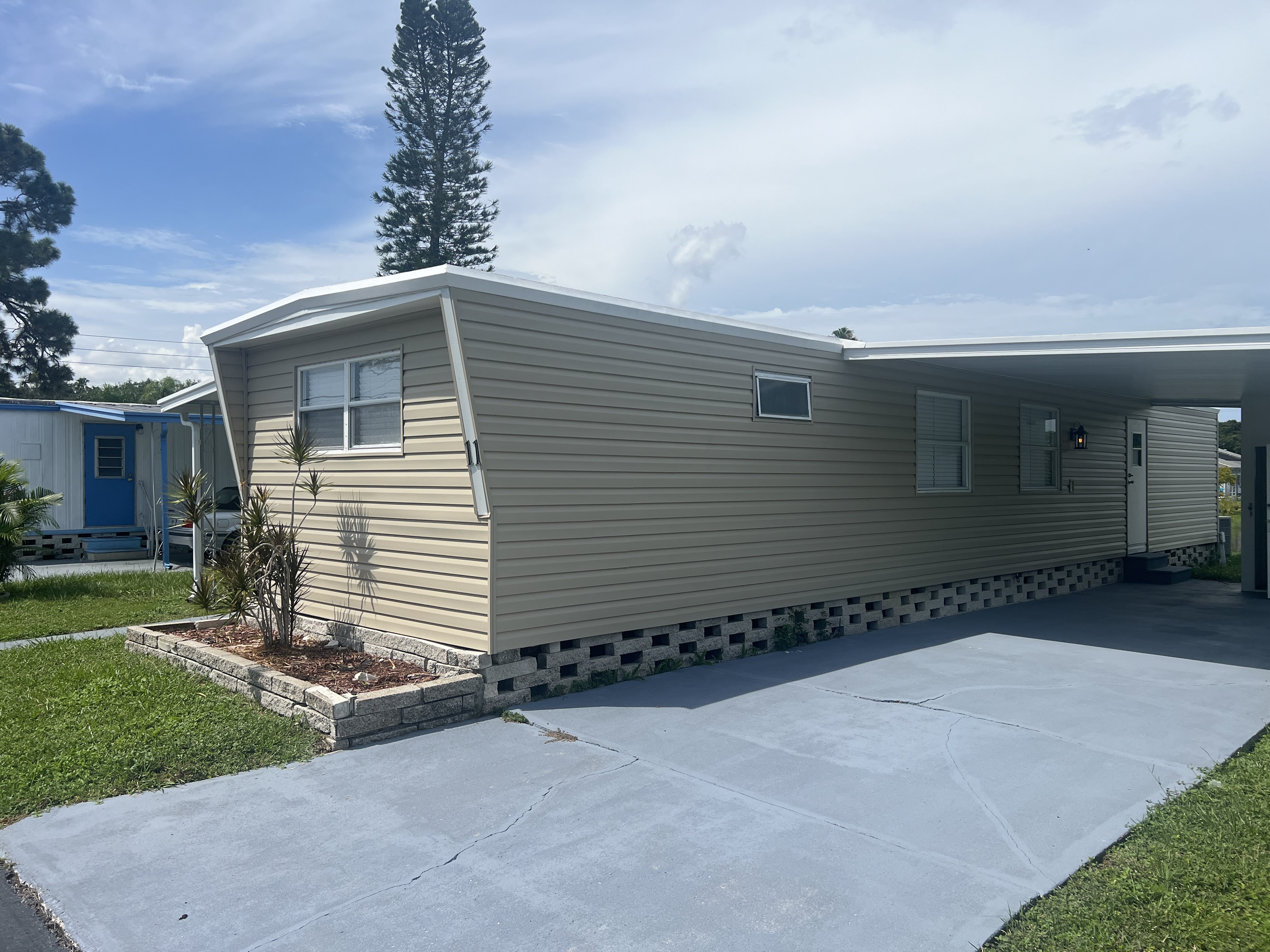 799 E Klosterman Road, Lot 11, Tarpon Springs, Florida 34689, 2 Bedrooms Bedrooms, ,2 BathroomsBathrooms,55-Plus Mobile Home,For Sale,E Klosterman Road, Lot 11,4139