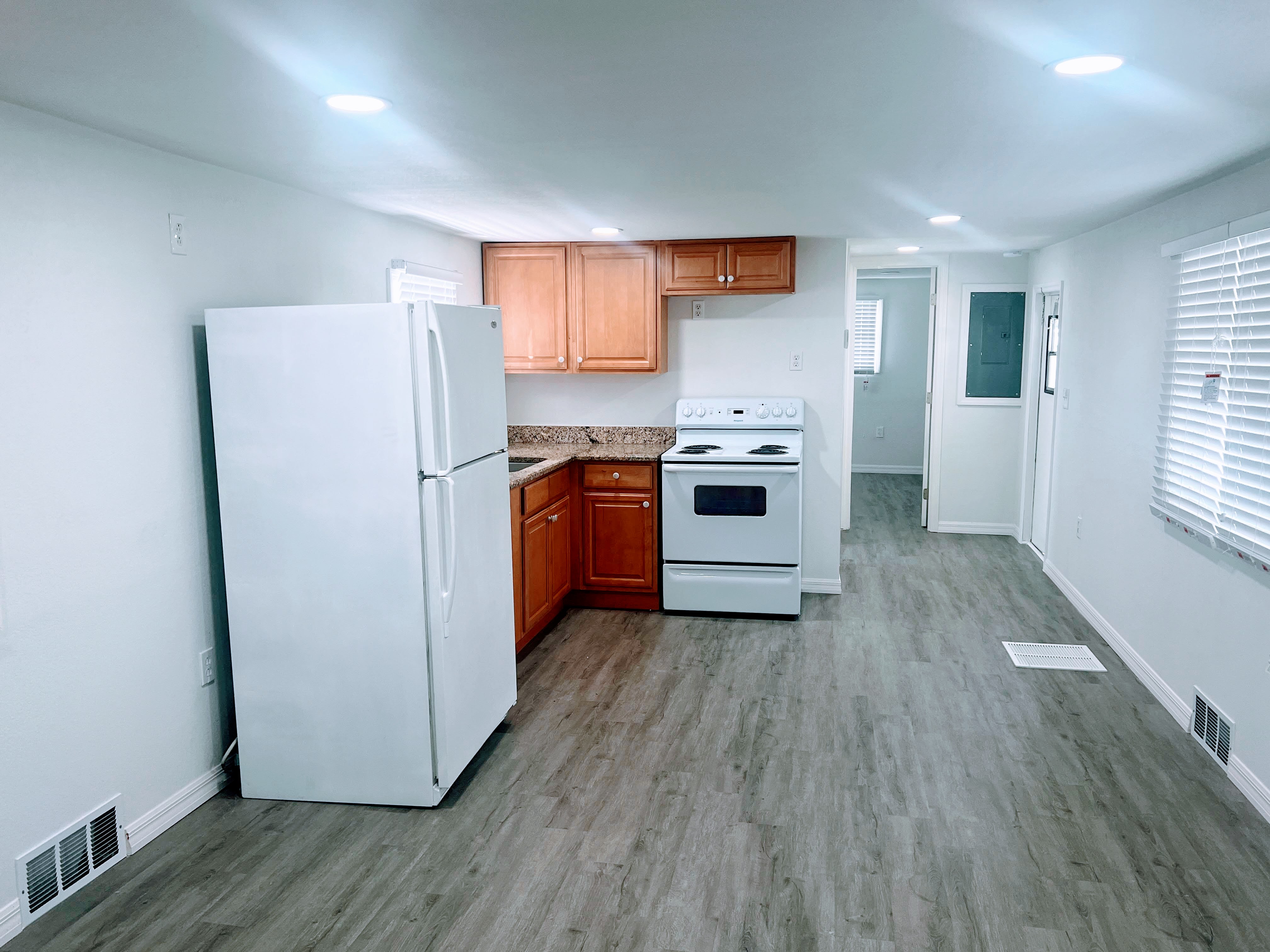 799 E Klosterman Road, Lot 11, Tarpon Springs, Florida 34689, 2 Bedrooms Bedrooms, ,2 BathroomsBathrooms,55-Plus Mobile Home,For Sale,E Klosterman Road, Lot 11,4139