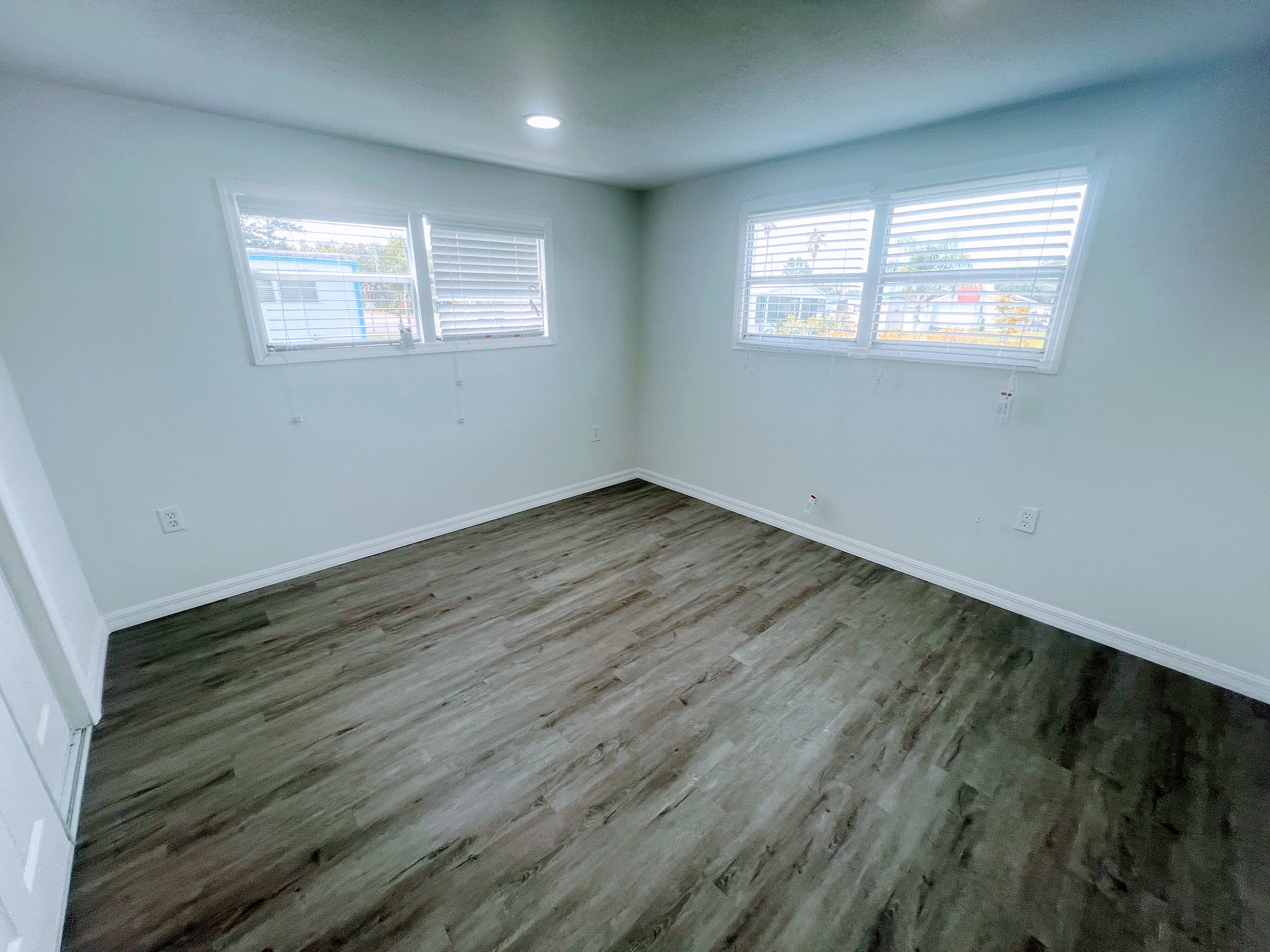 799 E Klosterman Road, Lot 11, Tarpon Springs, Florida 34689, 2 Bedrooms Bedrooms, ,2 BathroomsBathrooms,55-Plus Mobile Home,For Sale,E Klosterman Road, Lot 11,4139