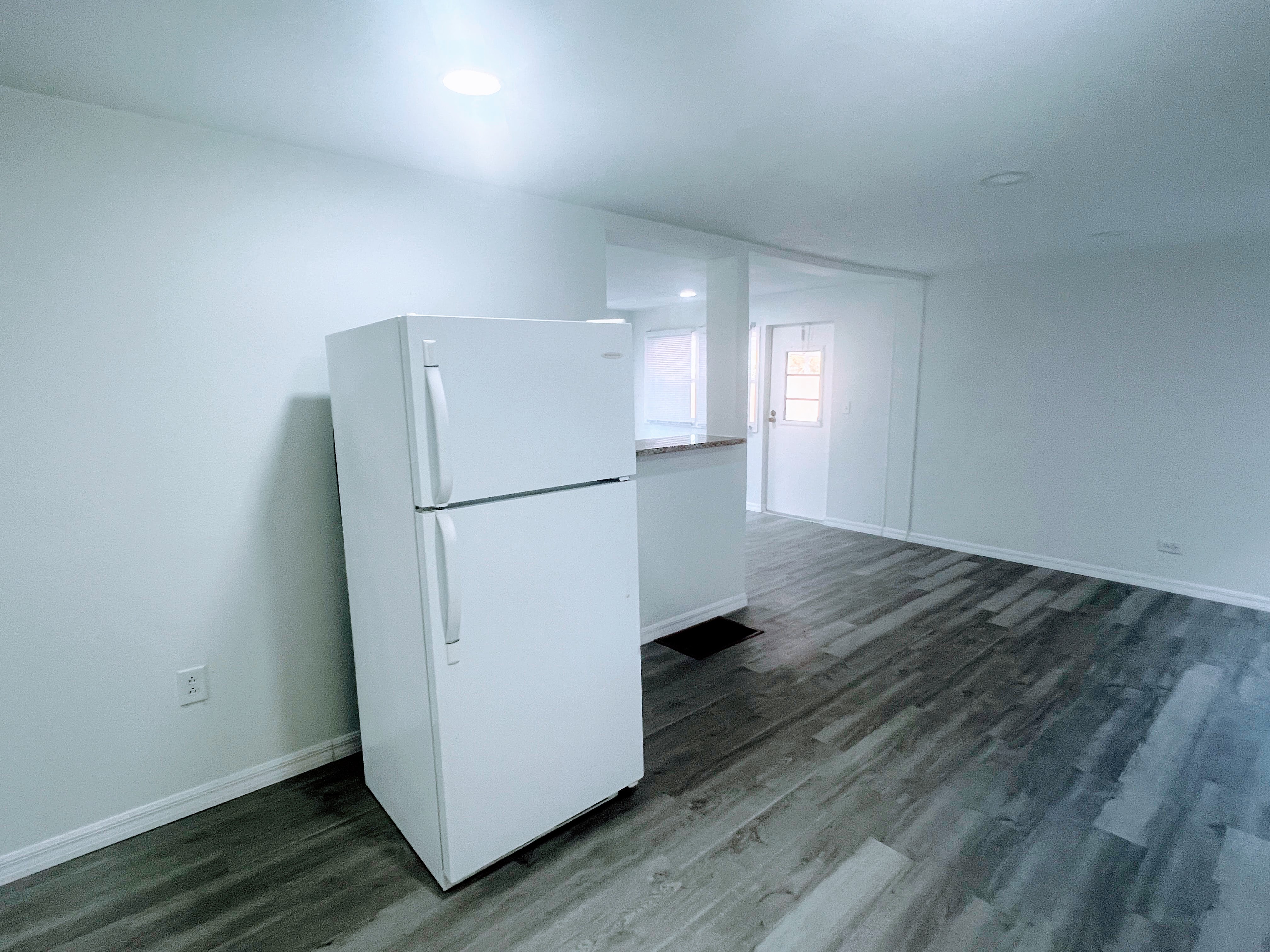 799 E Klosterman Rd, Lot 41, Tarpon Springs, Florida 34689, 2 Bedrooms Bedrooms, ,2 BathroomsBathrooms,55-Plus Mobile Home,For Sale,E Klosterman Rd, Lot 41,4140
