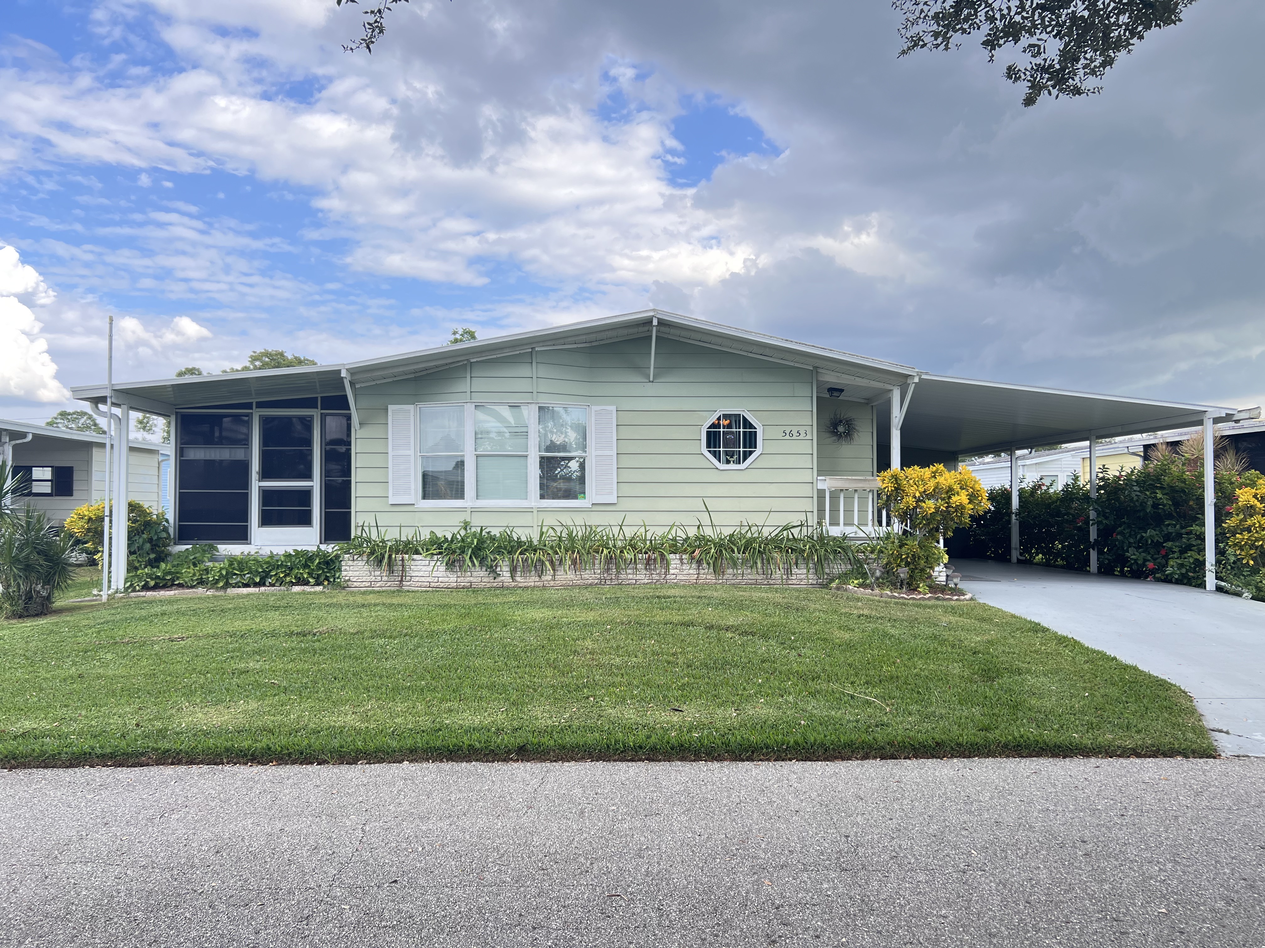 5653 Scarborough Lane, Sarasota, Florida 34241, 2 Bedrooms Bedrooms, ,2 BathroomsBathrooms,55-Plus Mobile Home,For Sale,Scarborough Lane,4142