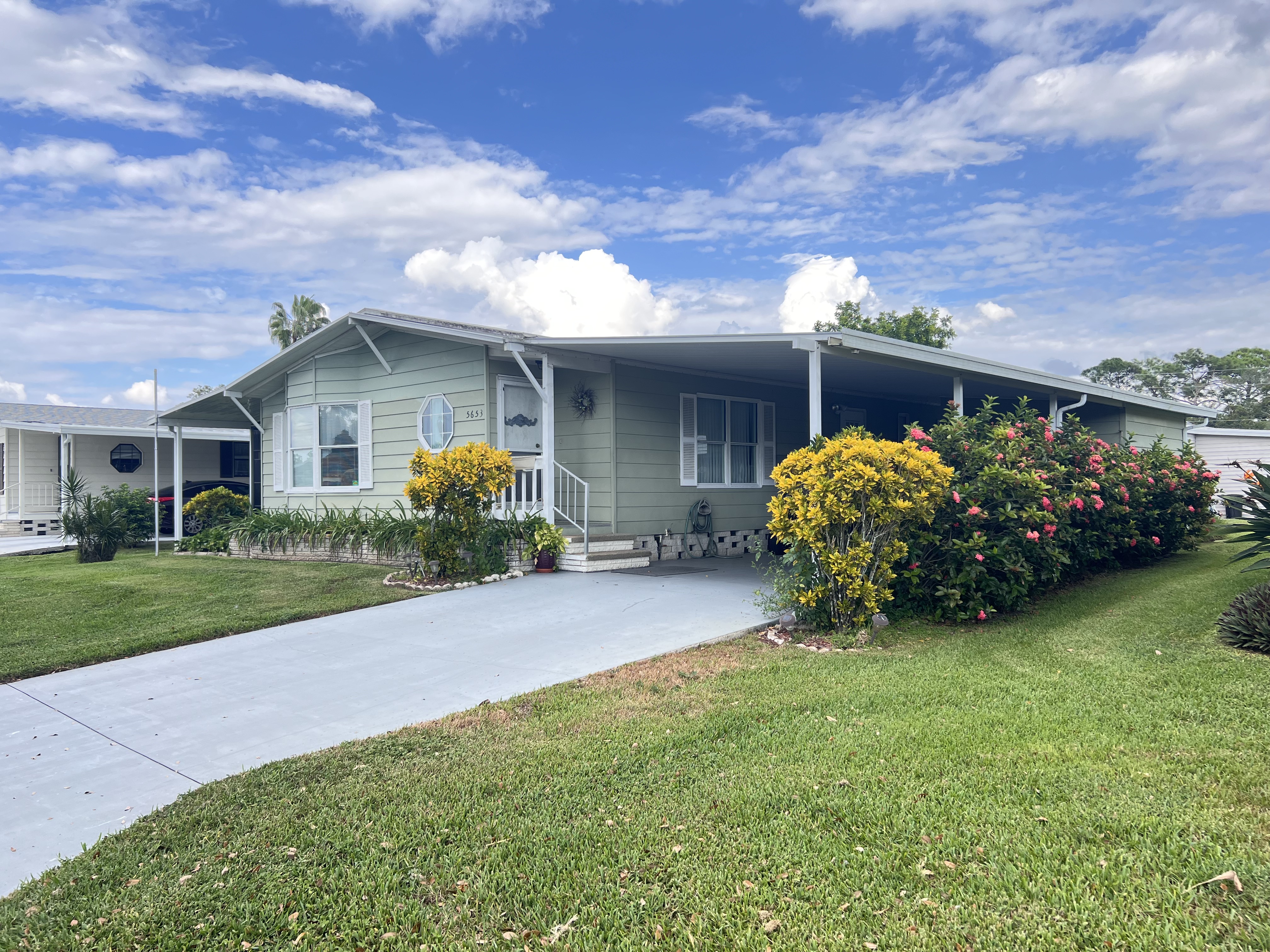 5653 Scarborough Lane, Sarasota, Florida 34241, 2 Bedrooms Bedrooms, ,2 BathroomsBathrooms,55-Plus Mobile Home,For Sale,Scarborough Lane,4142