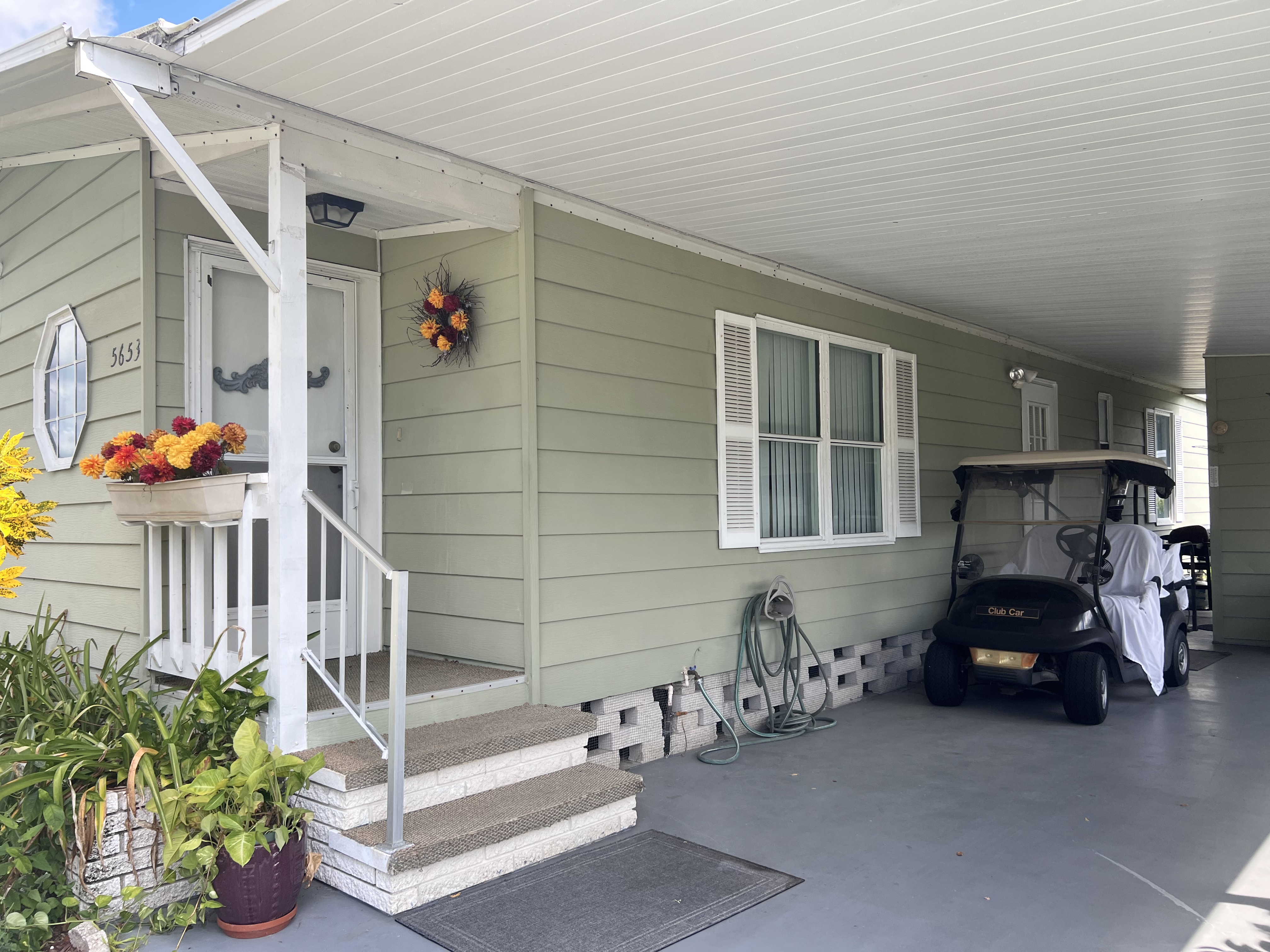 5653 Scarborough Lane, Sarasota, Florida 34241, 2 Bedrooms Bedrooms, ,2 BathroomsBathrooms,55-Plus Mobile Home,For Sale,Scarborough Lane,4142