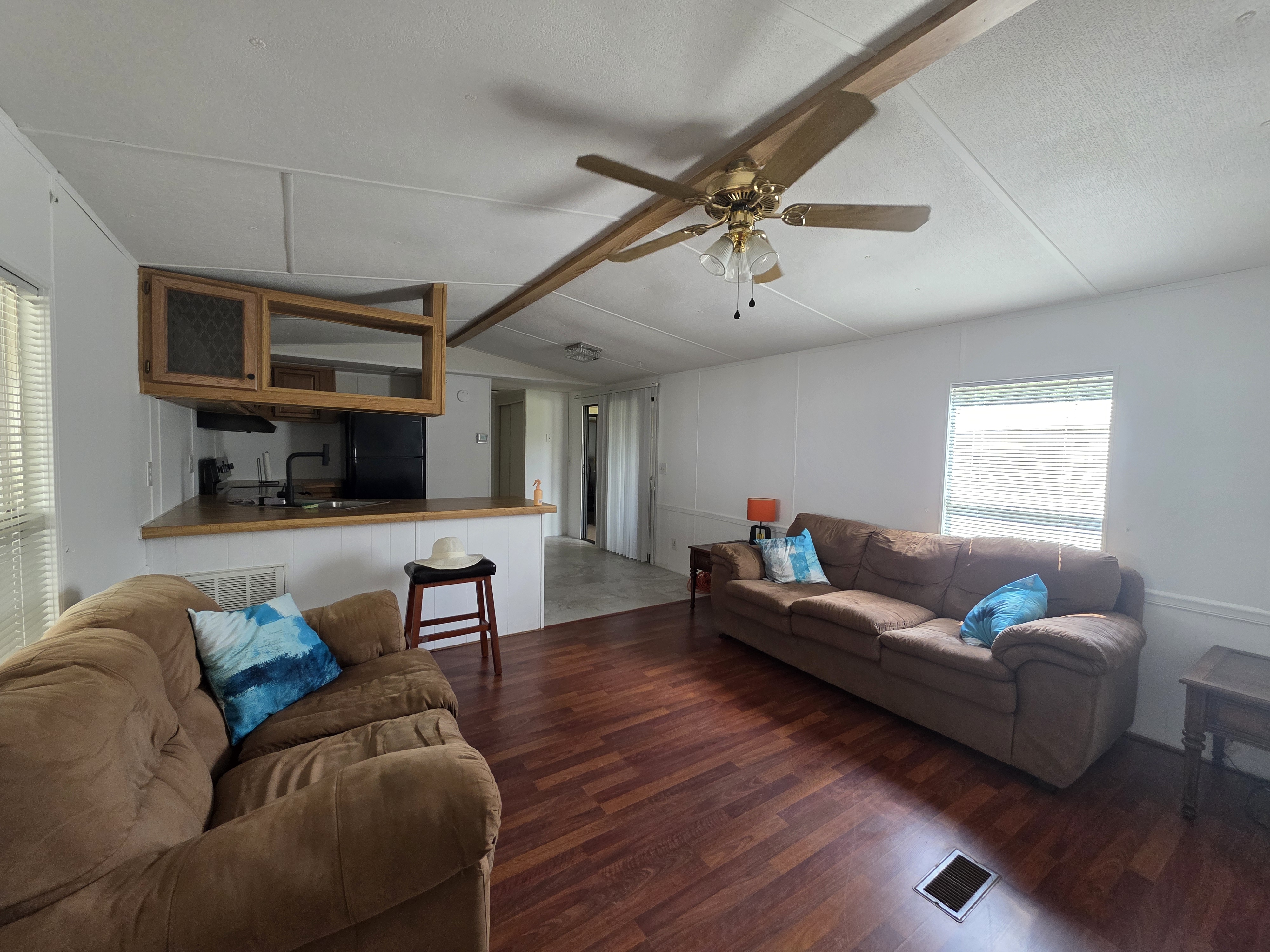 27 Butler Blvd, Haines City, Florida 33844, 2 Bedrooms Bedrooms, ,1.5 BathroomsBathrooms,55-Plus Mobile Home,For Sale,Butler Blvd,4143