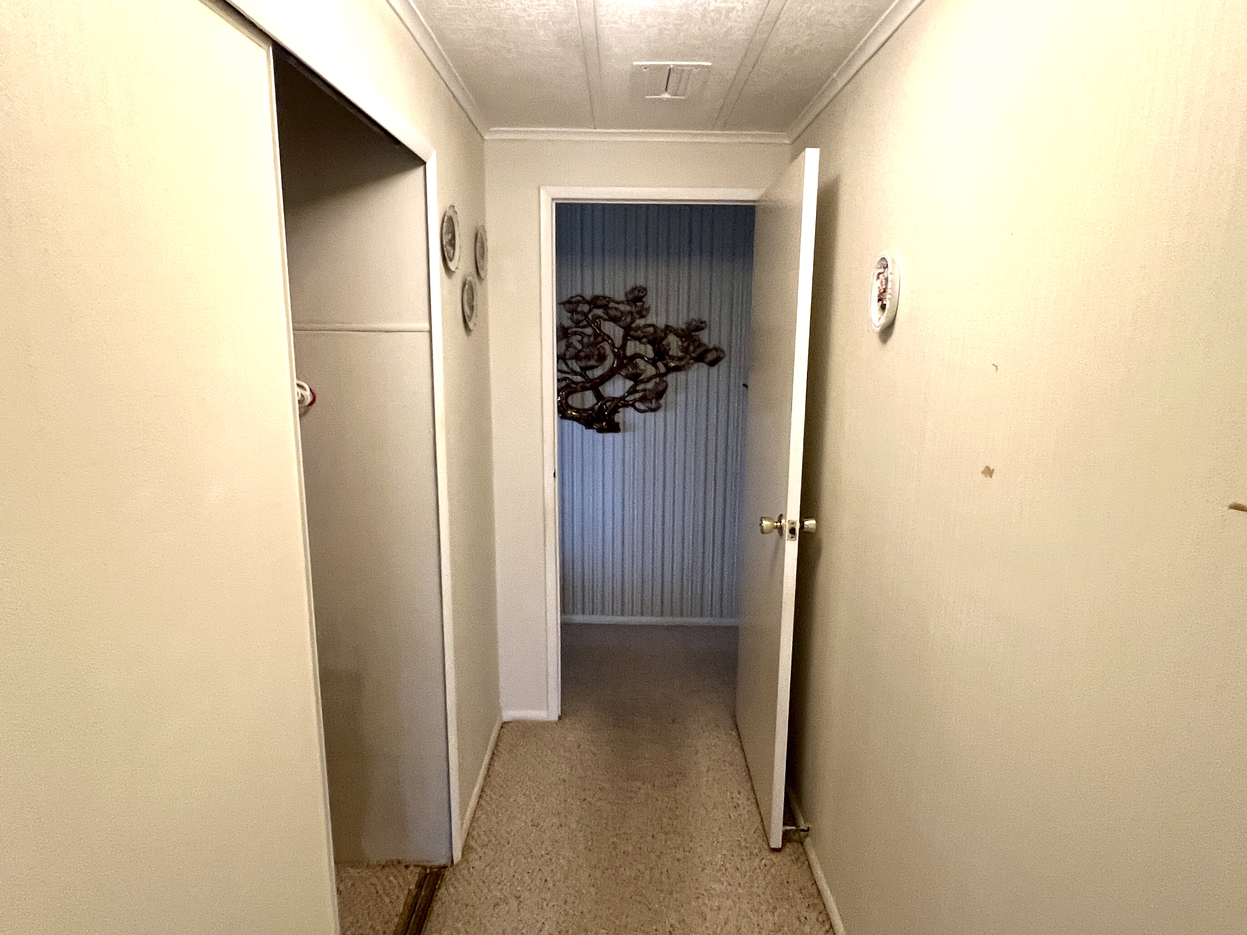 7416 Queens Way, Ellenton, Florida 34222, 2 Bedrooms Bedrooms, ,2 BathroomsBathrooms,55-Plus Mobile Home,For Sale,Queens Way,4146
