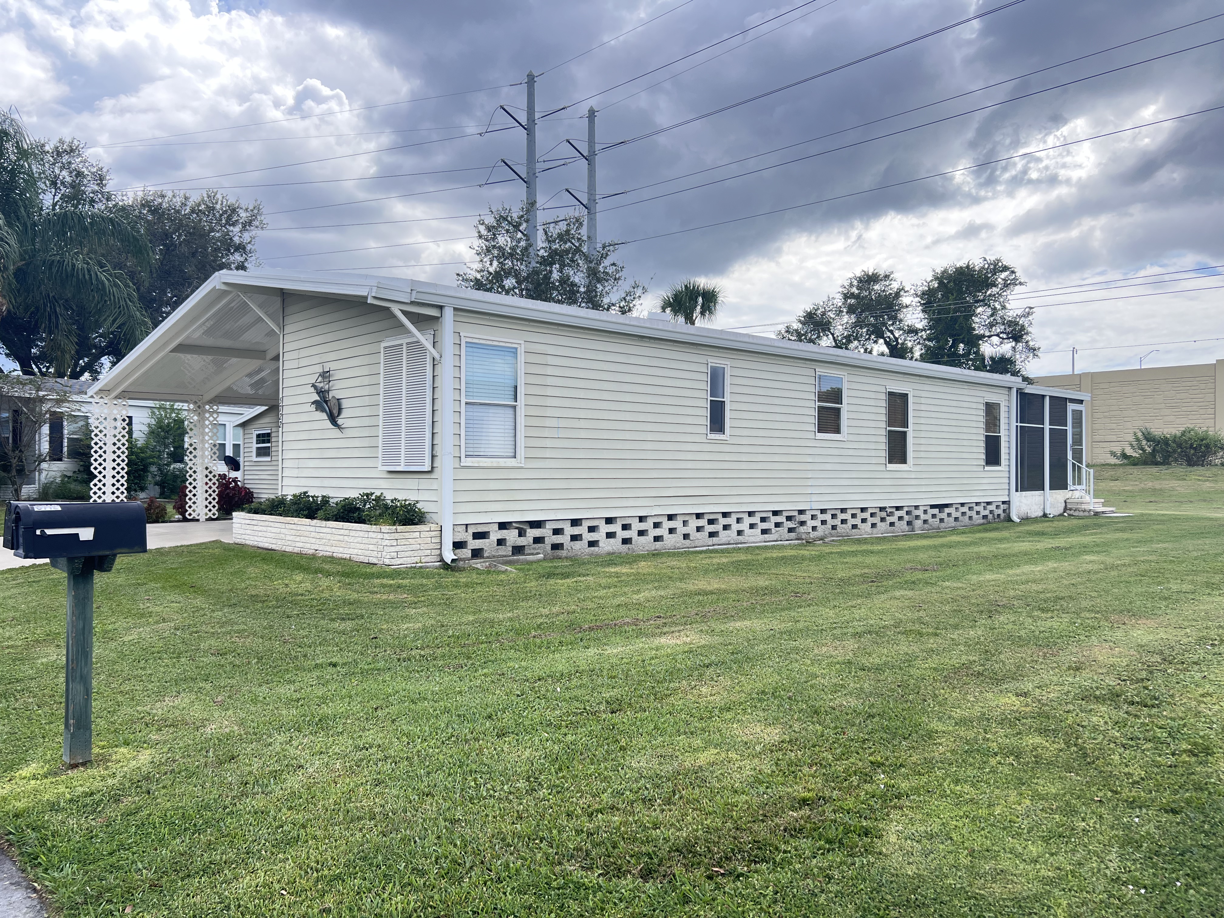 5722 Axminster Drive, Sarasota, Florida 34241, 2 Bedrooms Bedrooms, ,2 BathroomsBathrooms,55-Plus Mobile Home,For Sale,Axminster Drive,4150