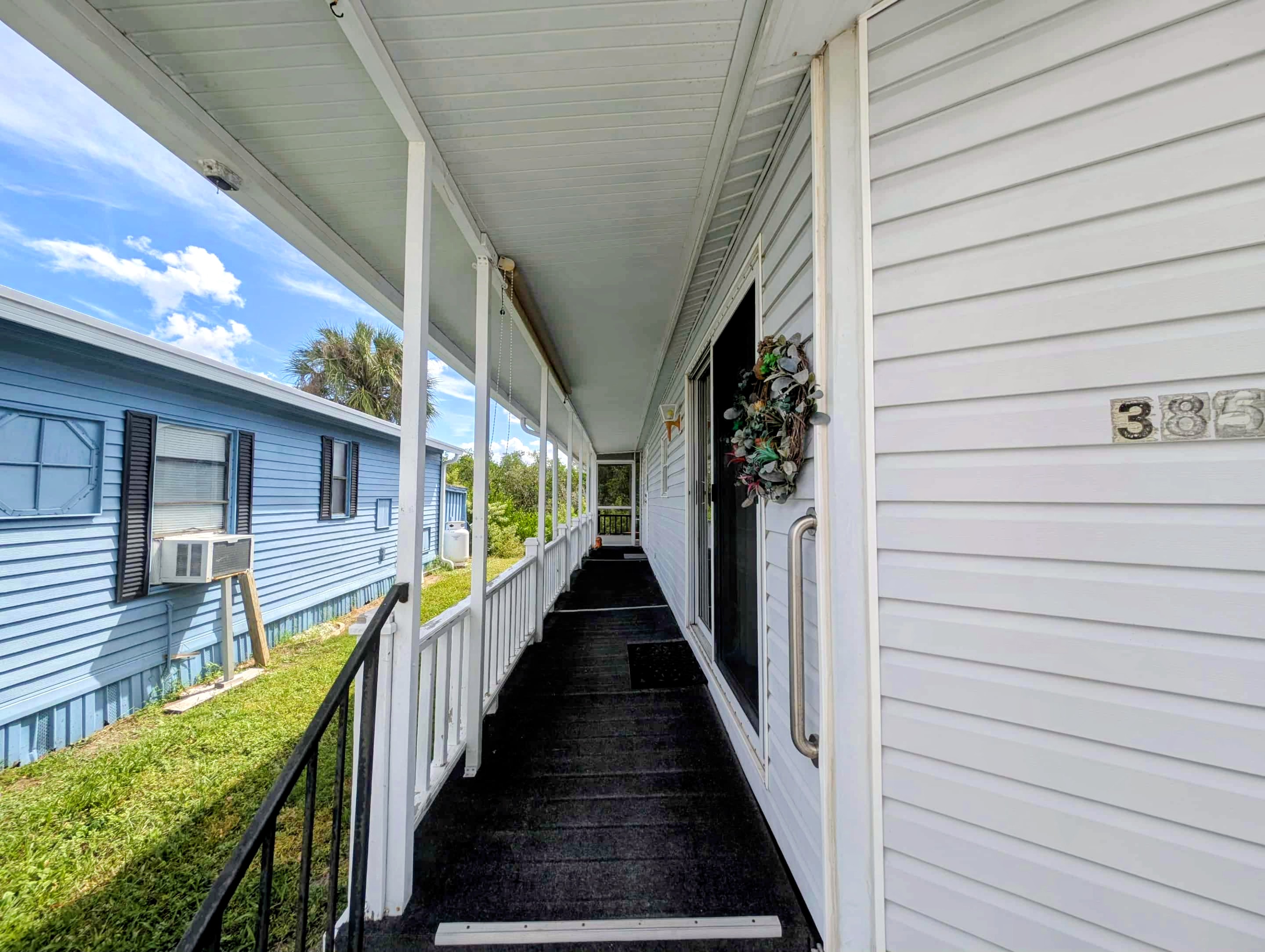 3857 Honolulu Drive, Ruskin, Florida 33570, 1 Bedroom Bedrooms, ,1 BathroomBathrooms,All - Age Mobile Home,For Sale,Honolulu Drive,4153