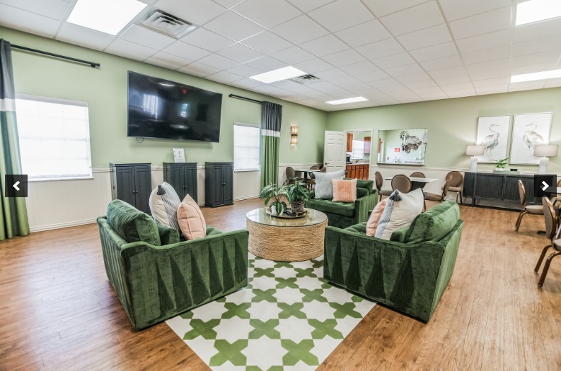 1071 Donegan Road, Lot 110, Largo, Florida 33771, 2 Bedrooms Bedrooms, ,1.5 BathroomsBathrooms,55-Plus Mobile Home,For Sale,Donegan Road, Lot 110,4160