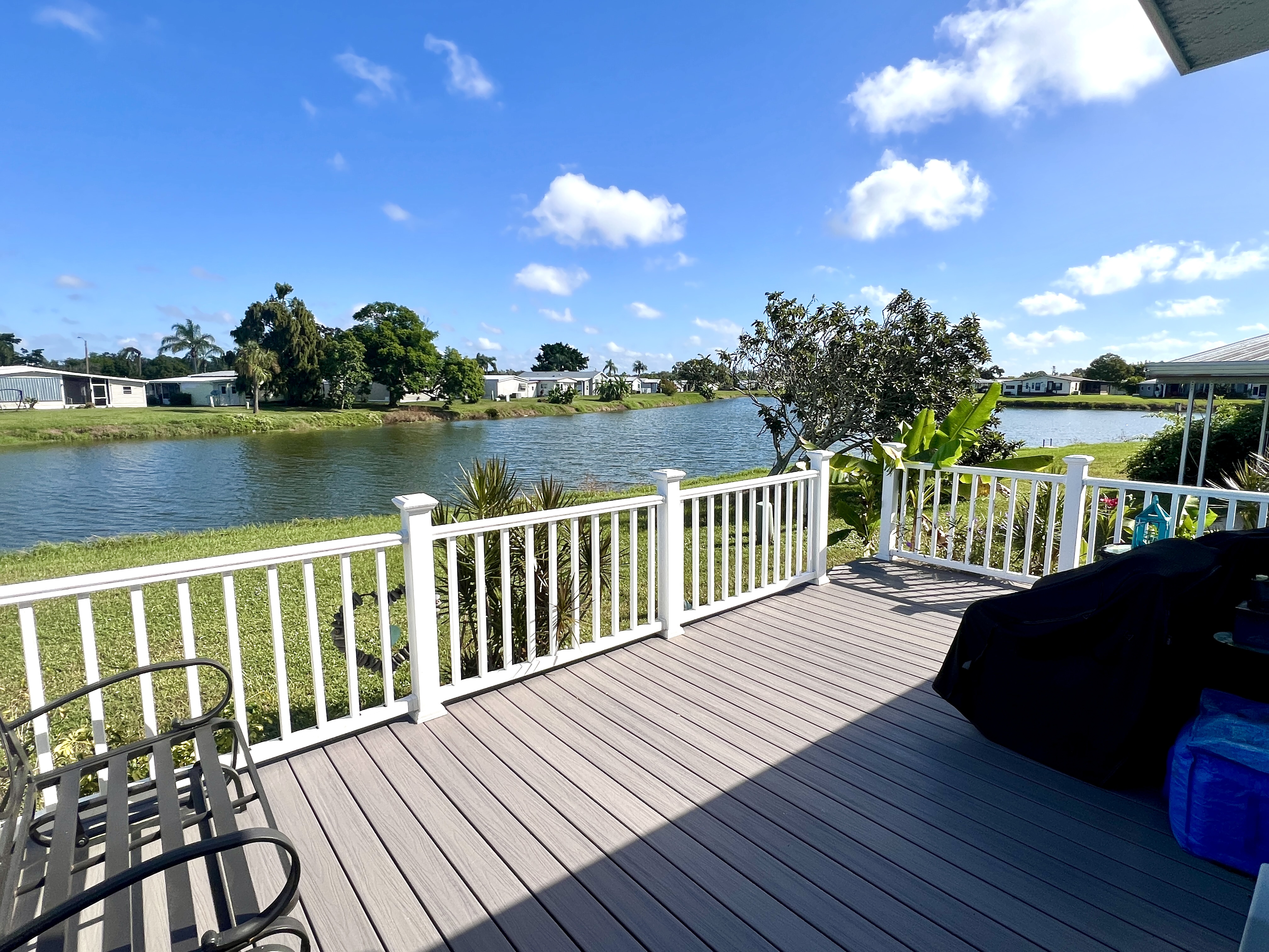 7716 Desoto Drive, Ellenton, Florida 34222, 2 Bedrooms Bedrooms, ,2 BathroomsBathrooms,55-Plus Mobile Home,For Sale,Desoto Drive,4162