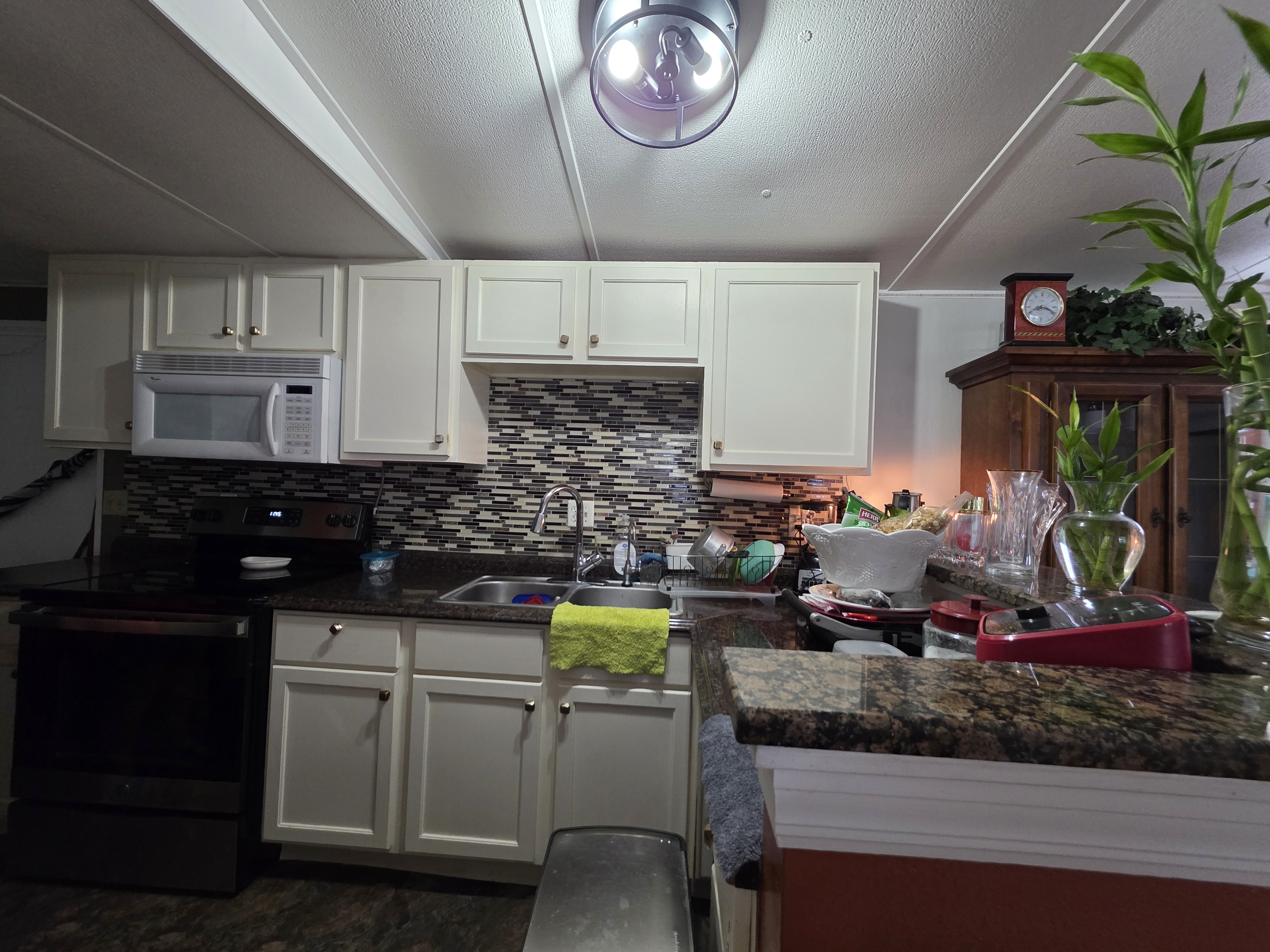 4865 Huffy Ct, Lot105, Lake Wales, Florida 33859, 2 Bedrooms Bedrooms, ,1 BathroomBathrooms,All - Age Mobile Home,For Sale,Huffy Ct, Lot105,4164