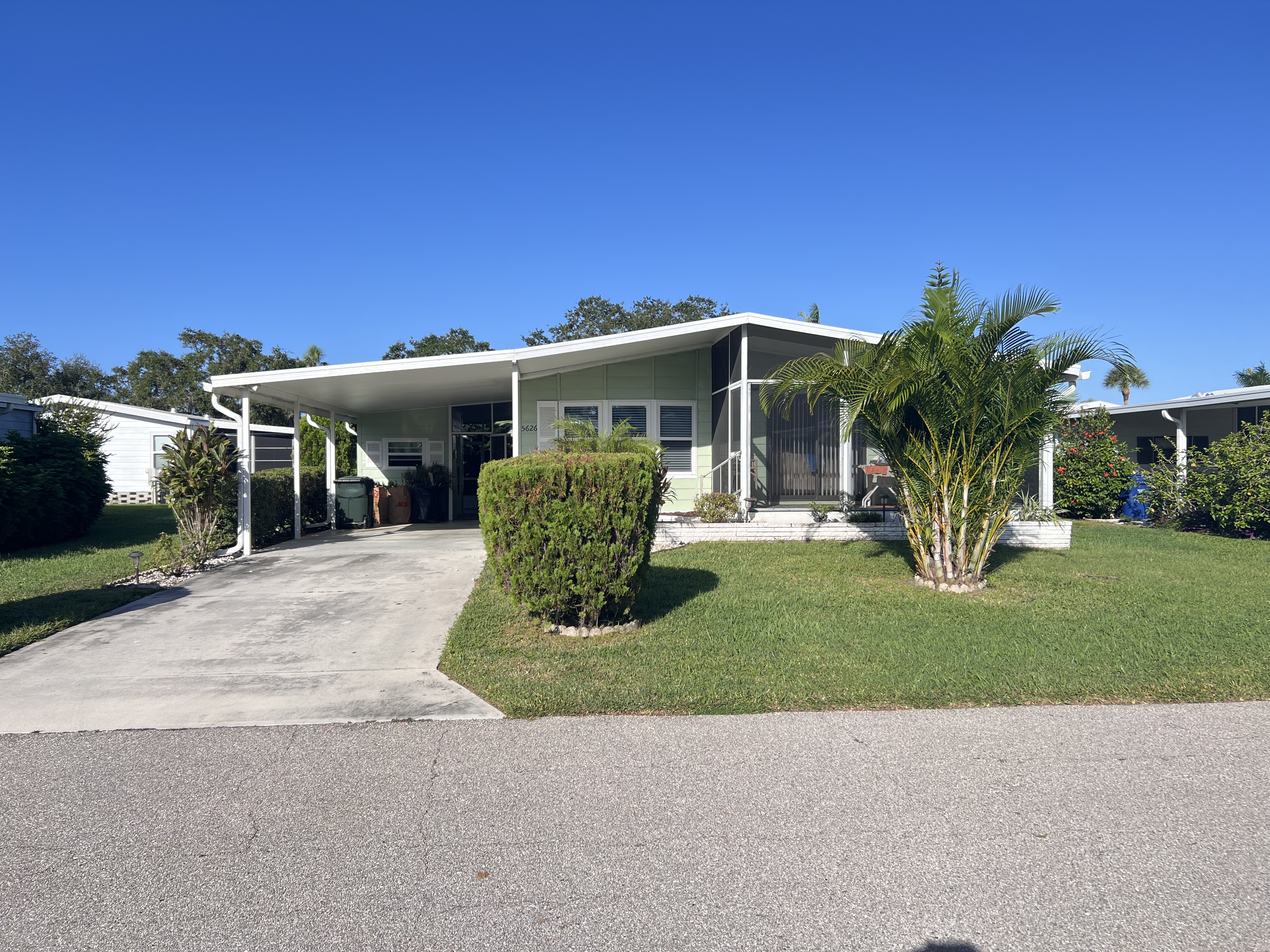 5626 Scarborough Lane, Sarasota, Florida 34241, 2 Bedrooms Bedrooms, ,2 BathroomsBathrooms,55-Plus Mobile Home,For Sale,Scarborough Lane,4166
