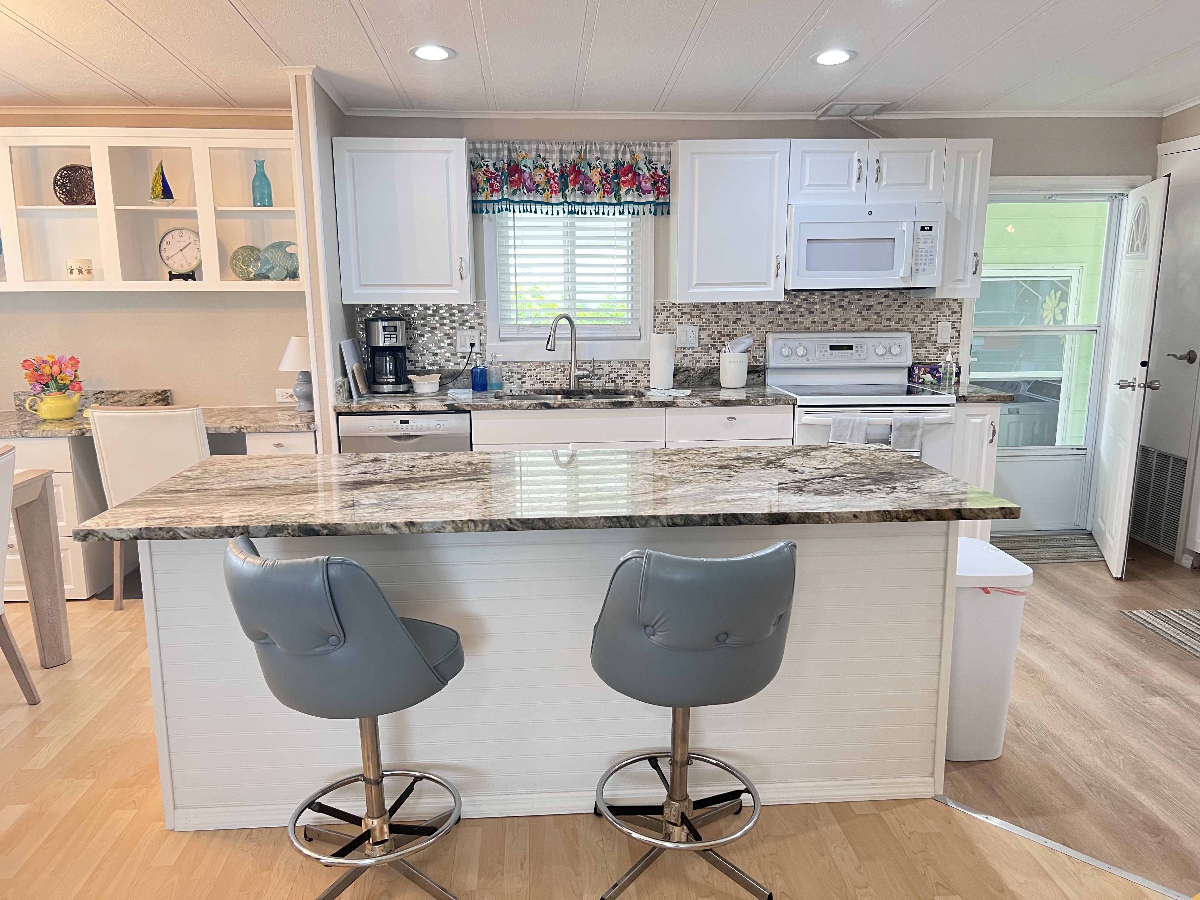 5626 Scarborough Lane, Sarasota, Florida 34241, 2 Bedrooms Bedrooms, ,2 BathroomsBathrooms,55-Plus Mobile Home,For Sale,Scarborough Lane,4166