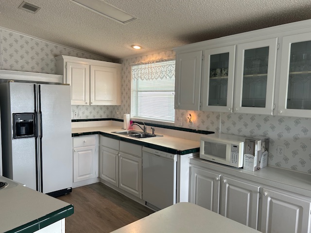 6606 John Avenue, Ellenton, Florida 34222, 2 Bedrooms Bedrooms, ,2 BathroomsBathrooms,55-Plus Mobile Home,For Sale,John Avenue,4172