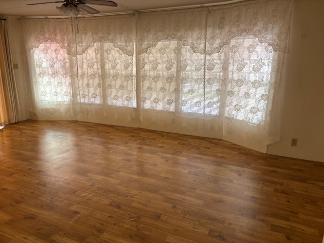 15666 49th St N, Lot 1132, Clearwater, Florida 33762, 2 Bedrooms Bedrooms, ,2 BathroomsBathrooms,55-Plus Mobile Home,For Sale,49th St N, Lot 1132,4177