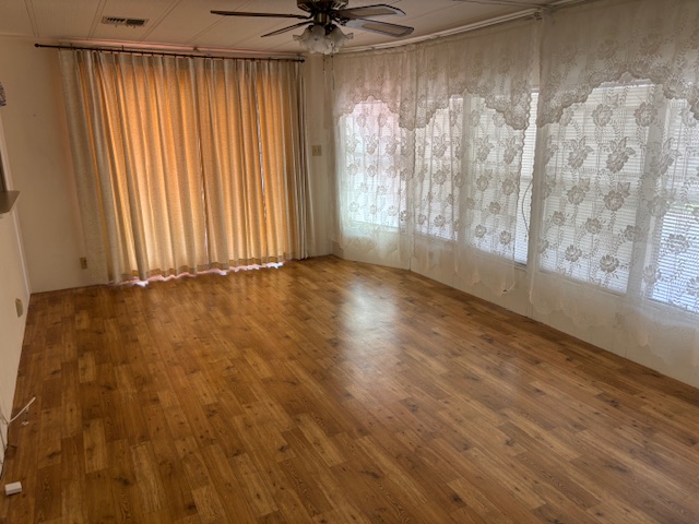 15666 49th St N, Lot 1132, Clearwater, Florida 33762, 2 Bedrooms Bedrooms, ,2 BathroomsBathrooms,55-Plus Mobile Home,For Sale,49th St N, Lot 1132,4177