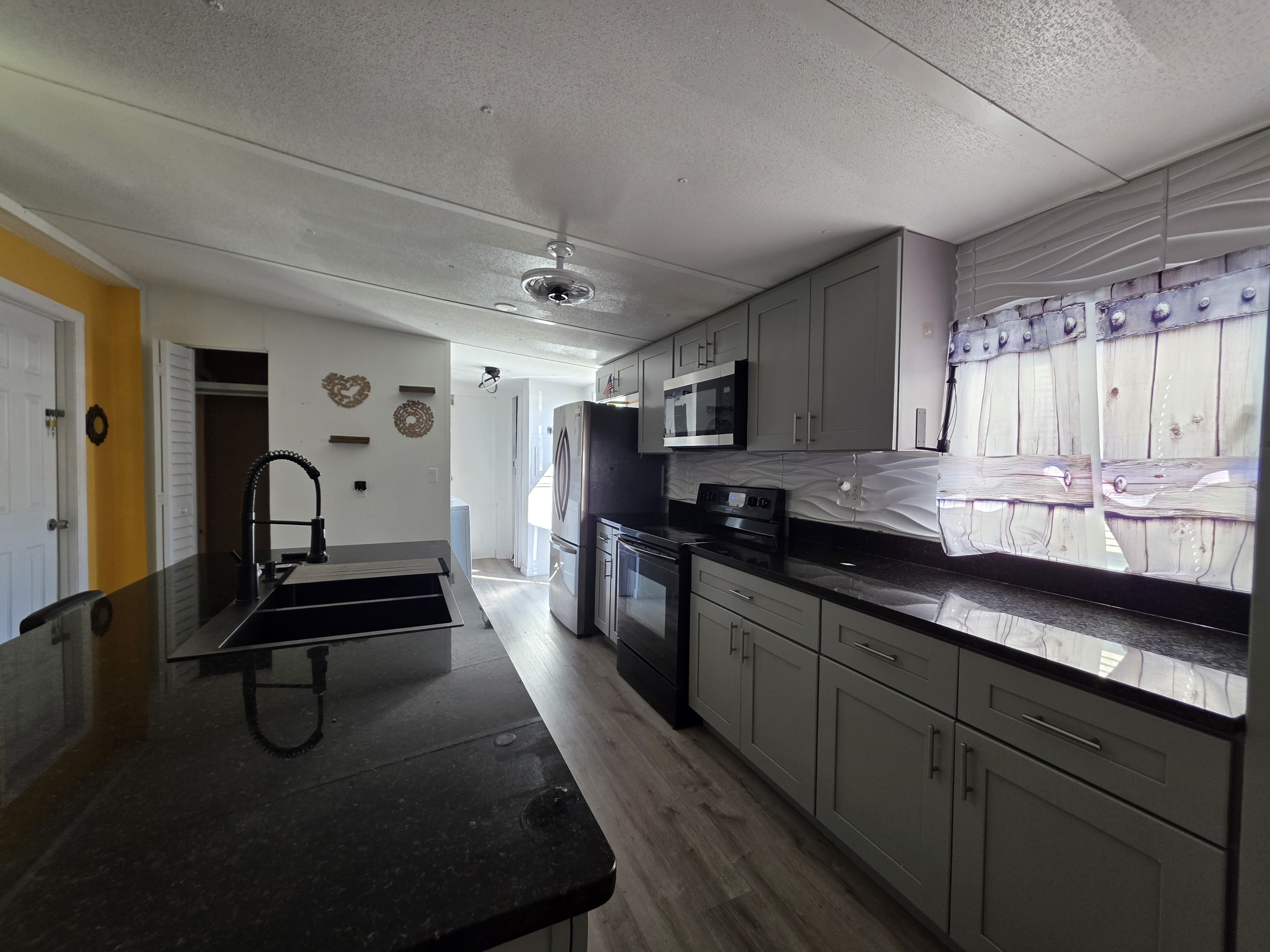 4713 Elmo Circle, Kissimmee, Florida 34746, 3 Bedrooms Bedrooms, ,2 BathroomsBathrooms,All - Age Mobile Home,For Sale,Elmo Circle,4183