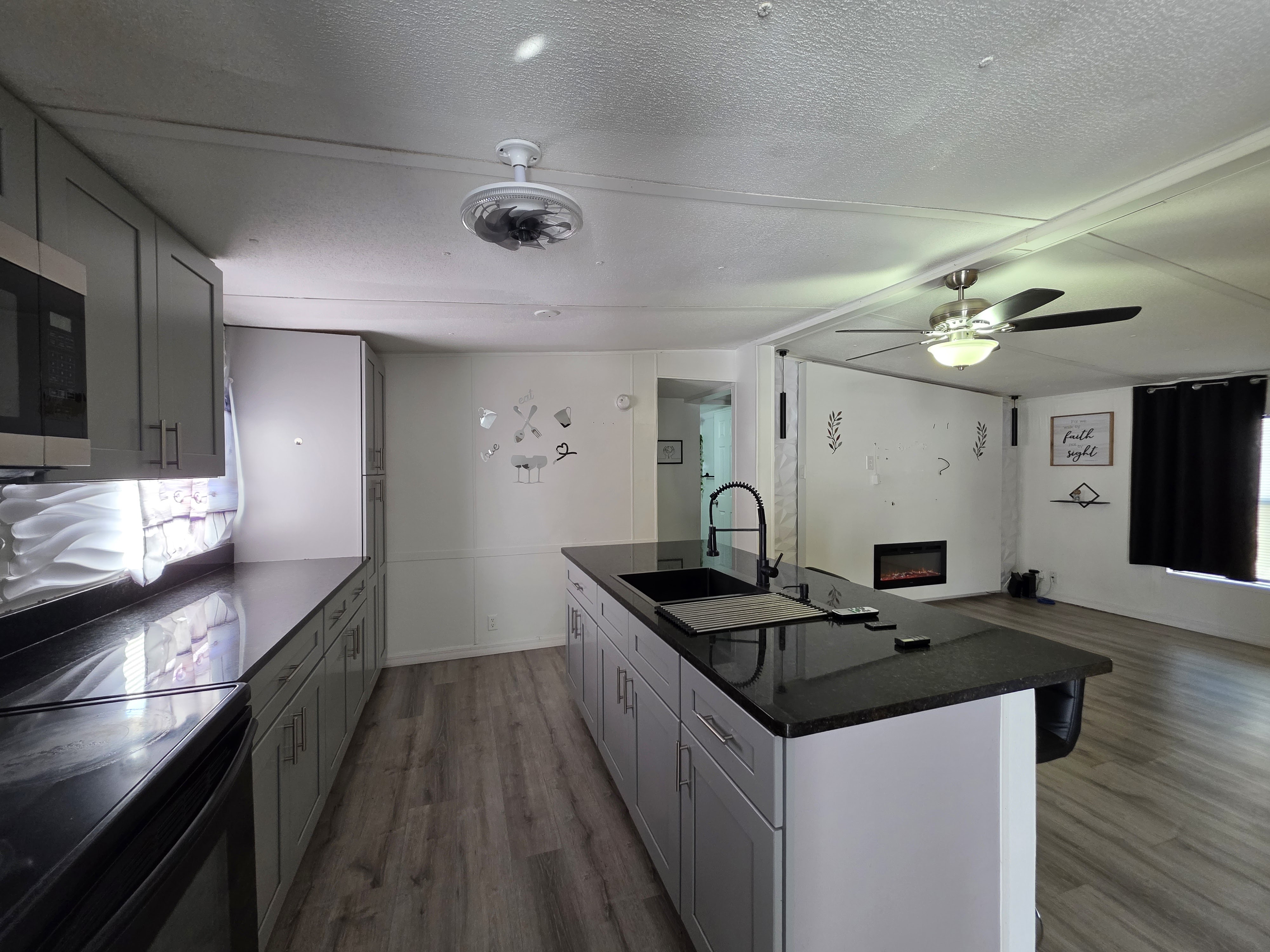 4713 Elmo Circle, Kissimmee, Florida 34746, 3 Bedrooms Bedrooms, ,2 BathroomsBathrooms,All - Age Mobile Home,For Sale,Elmo Circle,4183