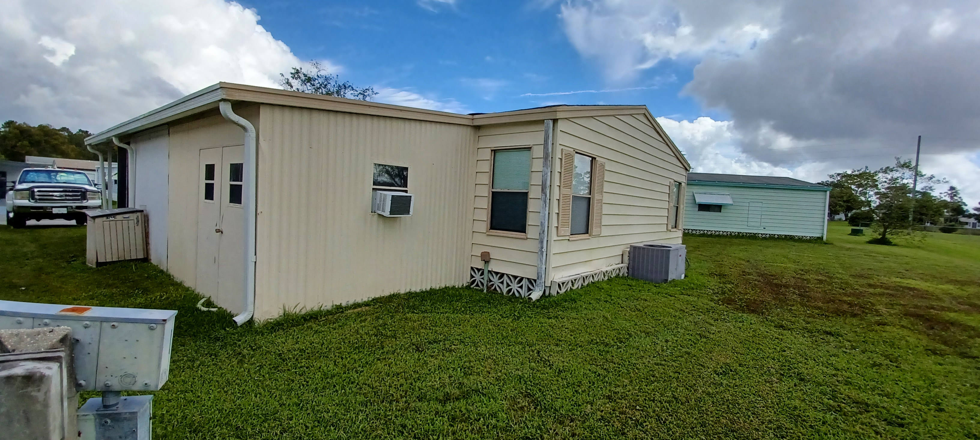 1961 Warwick Hills Drive, Lot 1084, Orlando, Florida 32826, 2 Bedrooms Bedrooms, ,2 BathroomsBathrooms,55-Plus Mobile Home,For Sale,Warwick Hills Drive, Lot 1084,4186