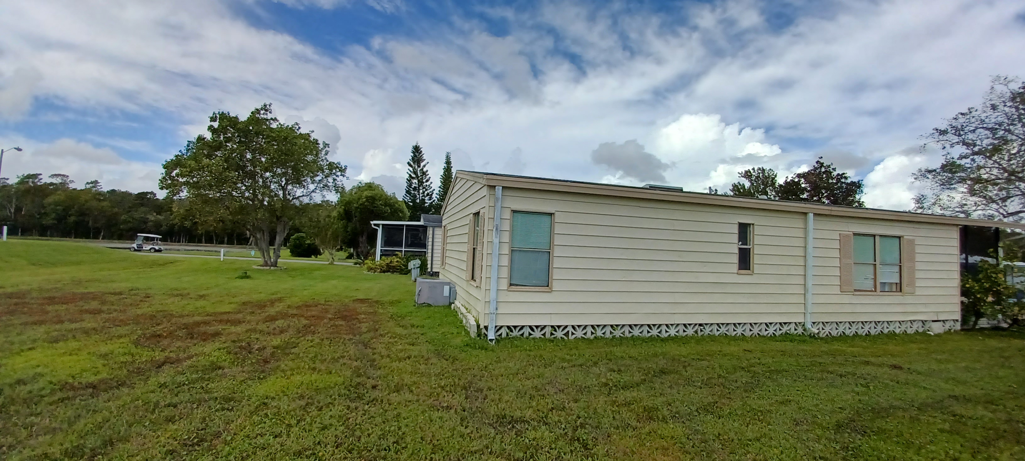 1961 Warwick Hills Drive, Lot 1084, Orlando, Florida 32826, 2 Bedrooms Bedrooms, ,2 BathroomsBathrooms,55-Plus Mobile Home,For Sale,Warwick Hills Drive, Lot 1084,4186