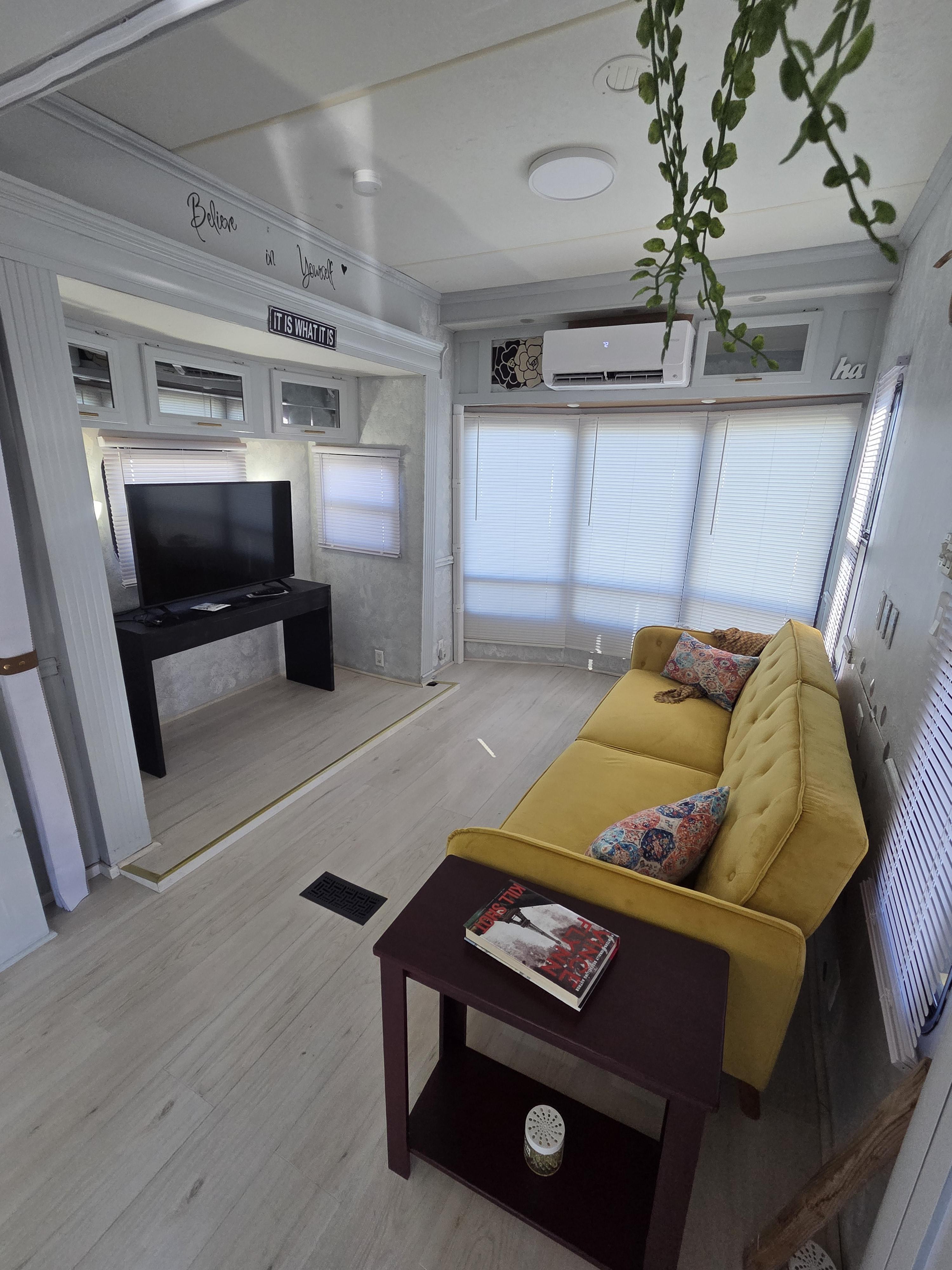 16860 US Hwy 19 N, Lot 565, Clearwater, Florida 33764, 1 Bedroom Bedrooms, ,1 BathroomBathrooms,All - Age Mobile Home,For Sale,US Hwy 19 N, Lot 565,4188