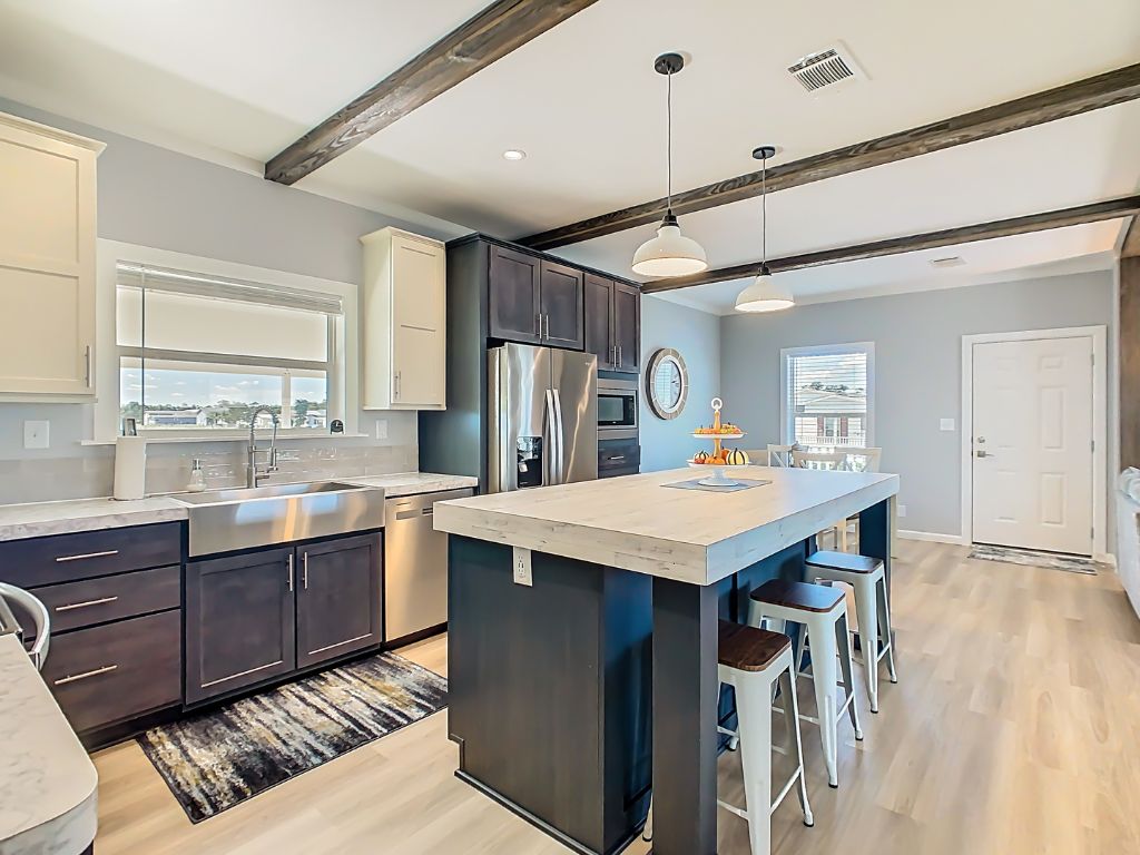 1551 Whispering Pines Loop, Frostproof, Florida 33843, 2 Bedrooms Bedrooms, ,2 BathroomsBathrooms,55-Plus Mobile Home,For Sale,Whispering Pines Loop,4191