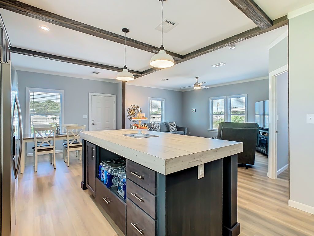 1551 Whispering Pines Loop, Frostproof, Florida 33843, 2 Bedrooms Bedrooms, ,2 BathroomsBathrooms,55-Plus Mobile Home,For Sale,Whispering Pines Loop,4191