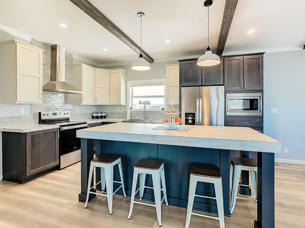 1551 Whispering Pines Loop, Frostproof, Florida 33843, 2 Bedrooms Bedrooms, ,2 BathroomsBathrooms,55-Plus Mobile Home,For Sale,Whispering Pines Loop,4191