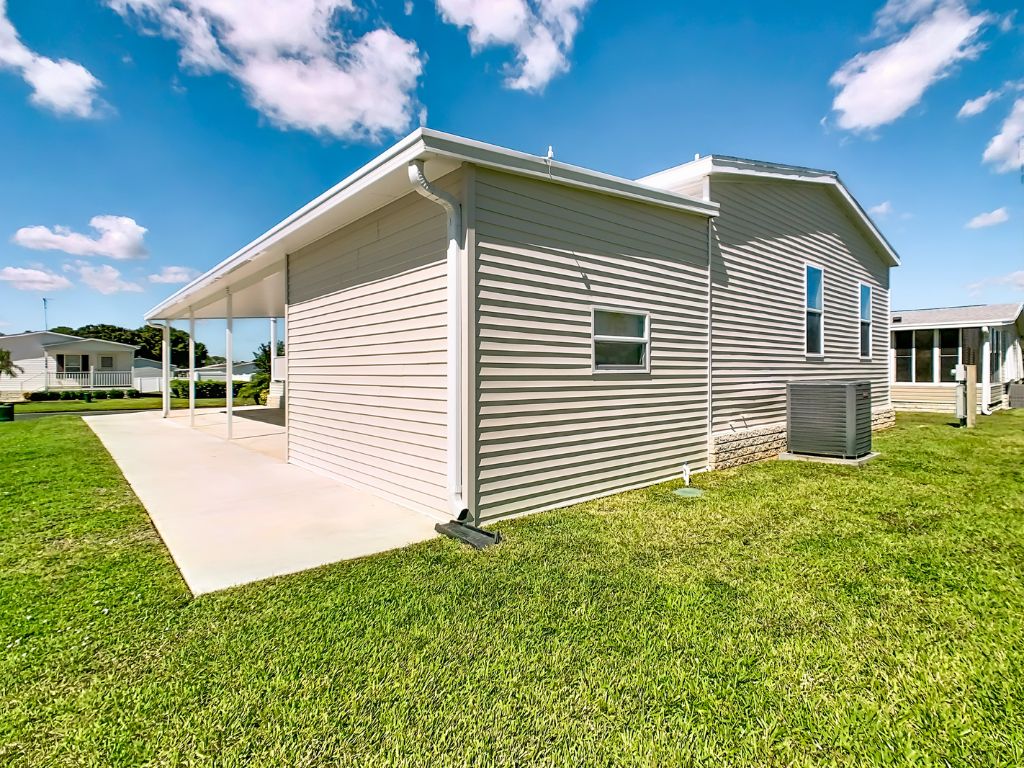1551 Whispering Pines Loop, Frostproof, Florida 33843, 2 Bedrooms Bedrooms, ,2 BathroomsBathrooms,55-Plus Mobile Home,For Sale,Whispering Pines Loop,4191