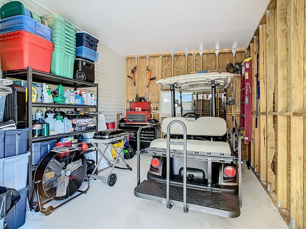 1551 Whispering Pines Loop, Frostproof, Florida 33843, 2 Bedrooms Bedrooms, ,2 BathroomsBathrooms,55-Plus Mobile Home,For Sale,Whispering Pines Loop,4191