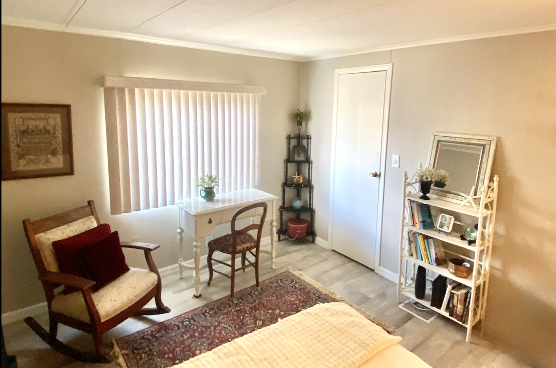 100 Hampton Road, Lot 10, Clearwater, Florida 33759, 2 Bedrooms Bedrooms, ,2 BathroomsBathrooms,55-Plus Mobile Home,For Sale,Hampton Road, Lot 10,4192