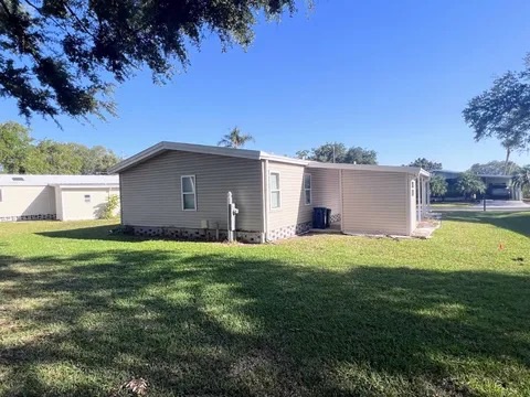 5764 Axminster Drive, Lot 224, Sarasota, Florida 34241, 2 Bedrooms Bedrooms, ,2 BathroomsBathrooms,55-Plus Mobile Home,For Sale,Axminster Drive, Lot 224,4194