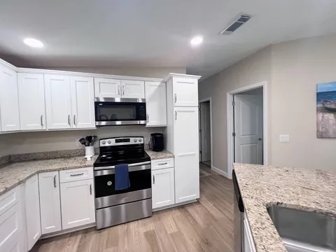 5764 Axminster Drive, Lot 224, Sarasota, Florida 34241, 2 Bedrooms Bedrooms, ,2 BathroomsBathrooms,55-Plus Mobile Home,For Sale,Axminster Drive, Lot 224,4194