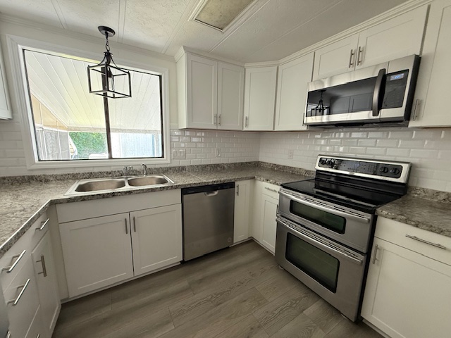 100 Hampton Road, Lot 83, Clearwater, Florida 33759, 2 Bedrooms Bedrooms, ,2 BathroomsBathrooms,55-Plus Mobile Home,For Sale,Hampton Road, Lot 83,4195