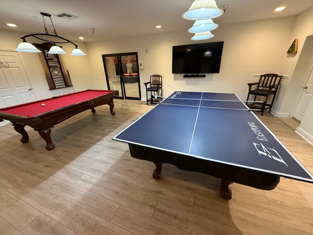 100 Hampton Road, Lot 83, Clearwater, Florida 33759, 2 Bedrooms Bedrooms, ,2 BathroomsBathrooms,55-Plus Mobile Home,For Sale,Hampton Road, Lot 83,4195