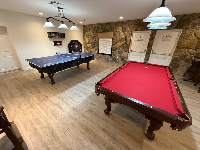 100 Hampton Road, Lot 83, Clearwater, Florida 33759, 2 Bedrooms Bedrooms, ,2 BathroomsBathrooms,55-Plus Mobile Home,For Sale,Hampton Road, Lot 83,4195