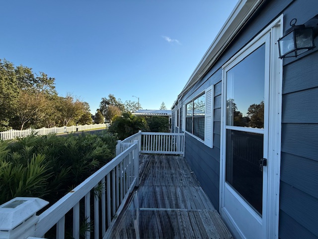 100 Hampton Road, Lot 230, Clearwater, Florida 33759, 2 Bedrooms Bedrooms, ,2 BathroomsBathrooms,55-Plus Mobile Home,For Sale,Hampton Road, Lot 230,4197