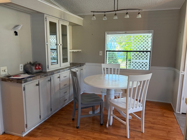 100 Hampton Road, Lot 230, Clearwater, Florida 33759, 2 Bedrooms Bedrooms, ,2 BathroomsBathrooms,55-Plus Mobile Home,For Sale,Hampton Road, Lot 230,4197