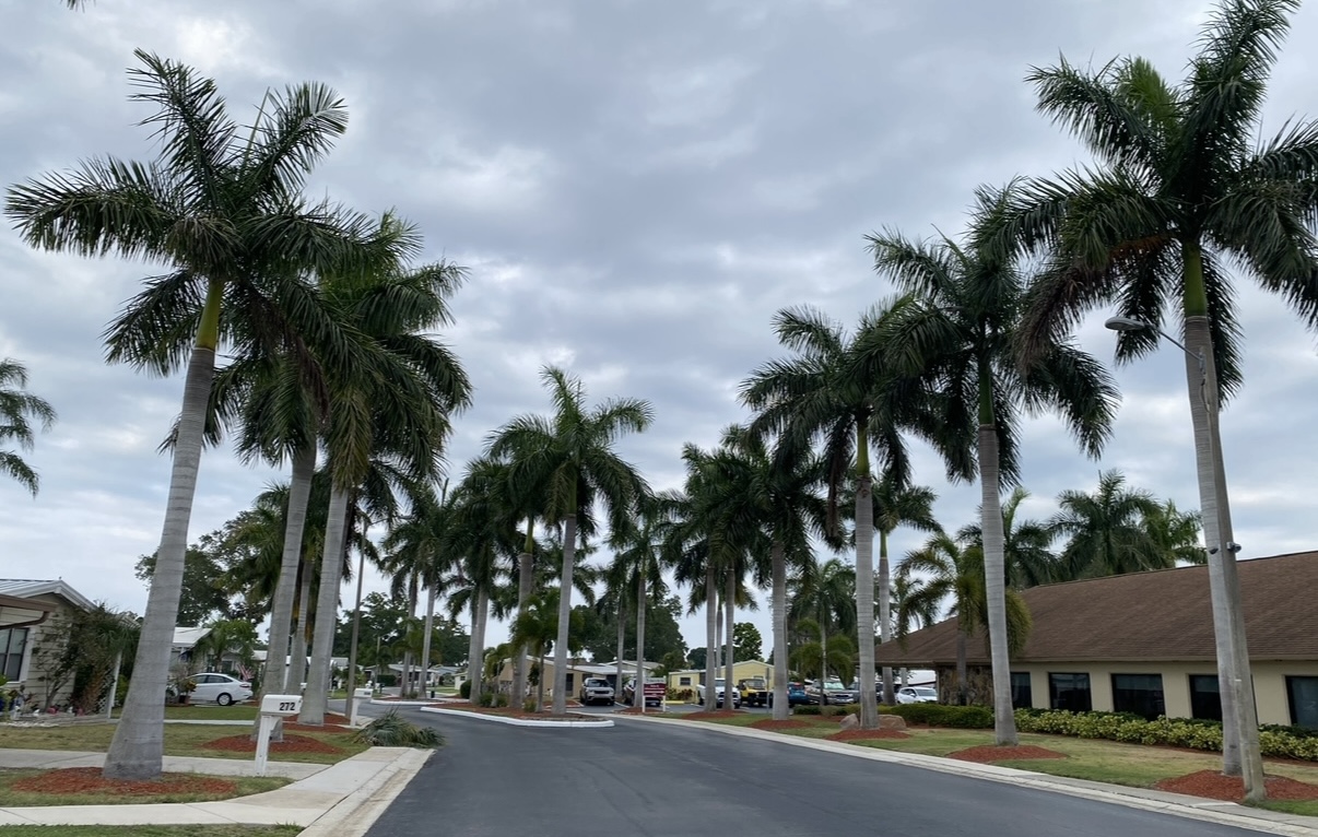 100 Hampton Road, Lot 230, Clearwater, Florida 33759, 2 Bedrooms Bedrooms, ,2 BathroomsBathrooms,55-Plus Mobile Home,For Sale,Hampton Road, Lot 230,4197