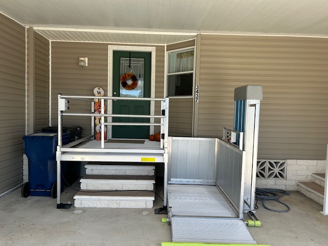 3437 Stephanie Lane, Ellenton, Florida 34222, 2 Bedrooms Bedrooms, ,2 BathroomsBathrooms,55-Plus Mobile Home,For Sale,Stephanie Lane,4198