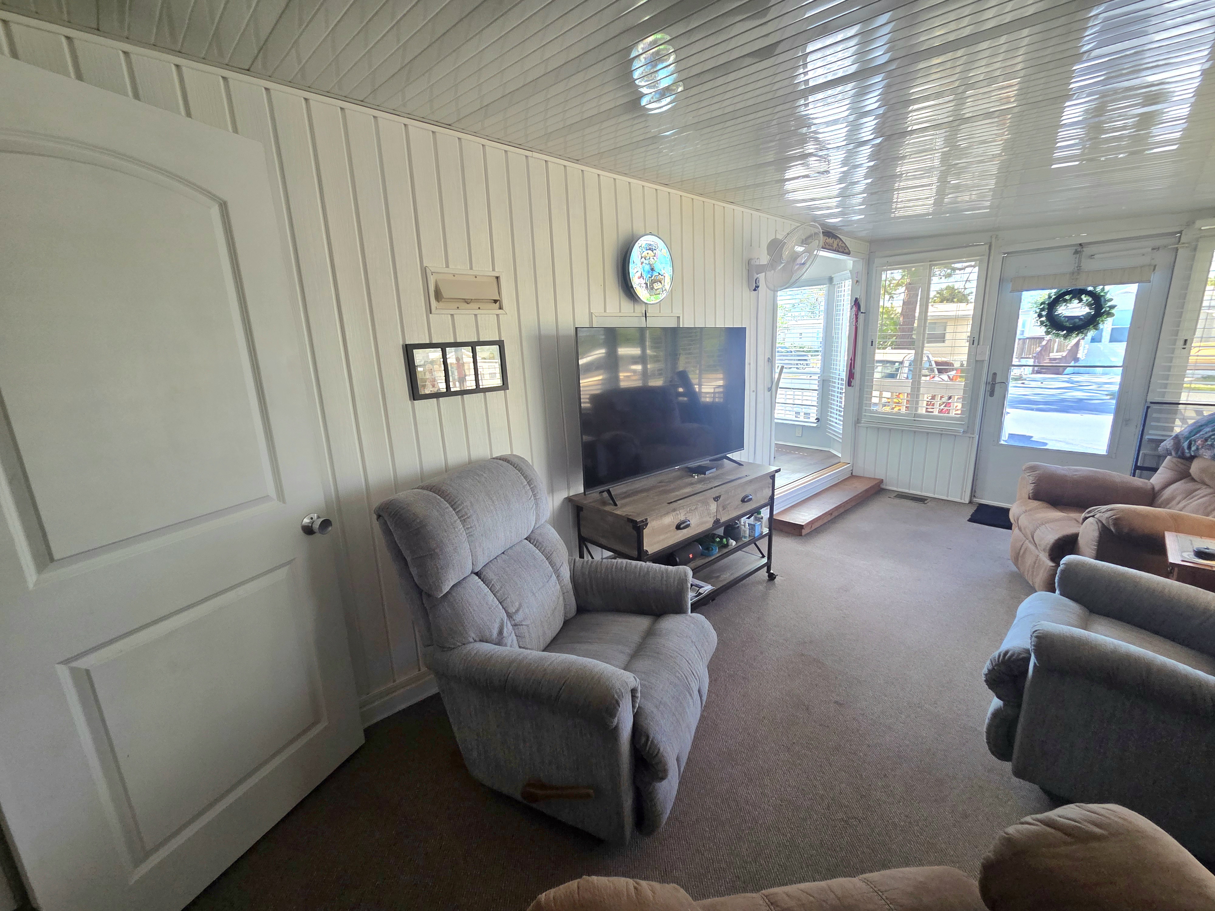 800 Kay Road, Lot 2067, Bradenton, Florida 34212, 2 Bedrooms Bedrooms, ,2 BathroomsBathrooms,All - Age Mobile Home,For Sale,Kay Road, Lot 2067,4205