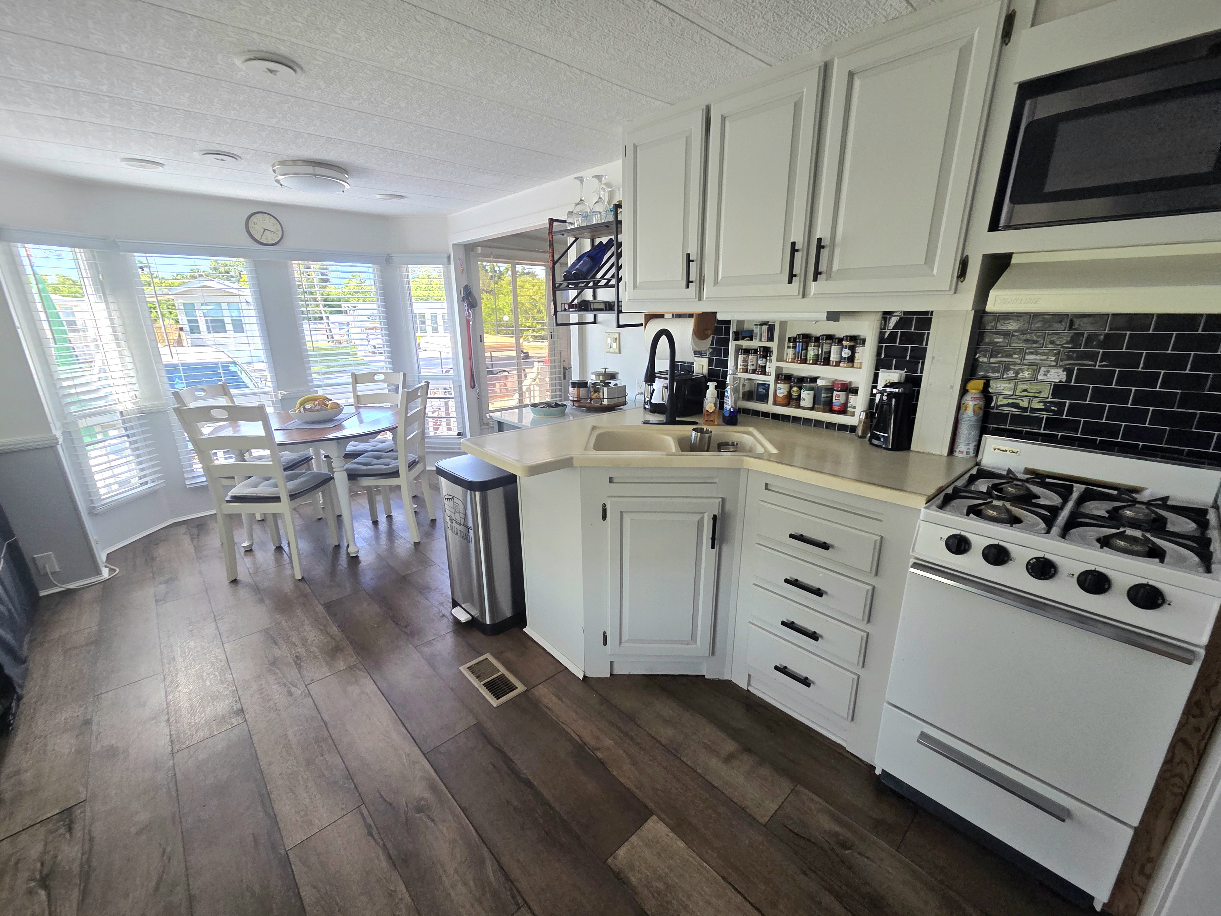 800 Kay Road, Lot 2067, Bradenton, Florida 34212, 2 Bedrooms Bedrooms, ,2 BathroomsBathrooms,All - Age Mobile Home,For Sale,Kay Road, Lot 2067,4205