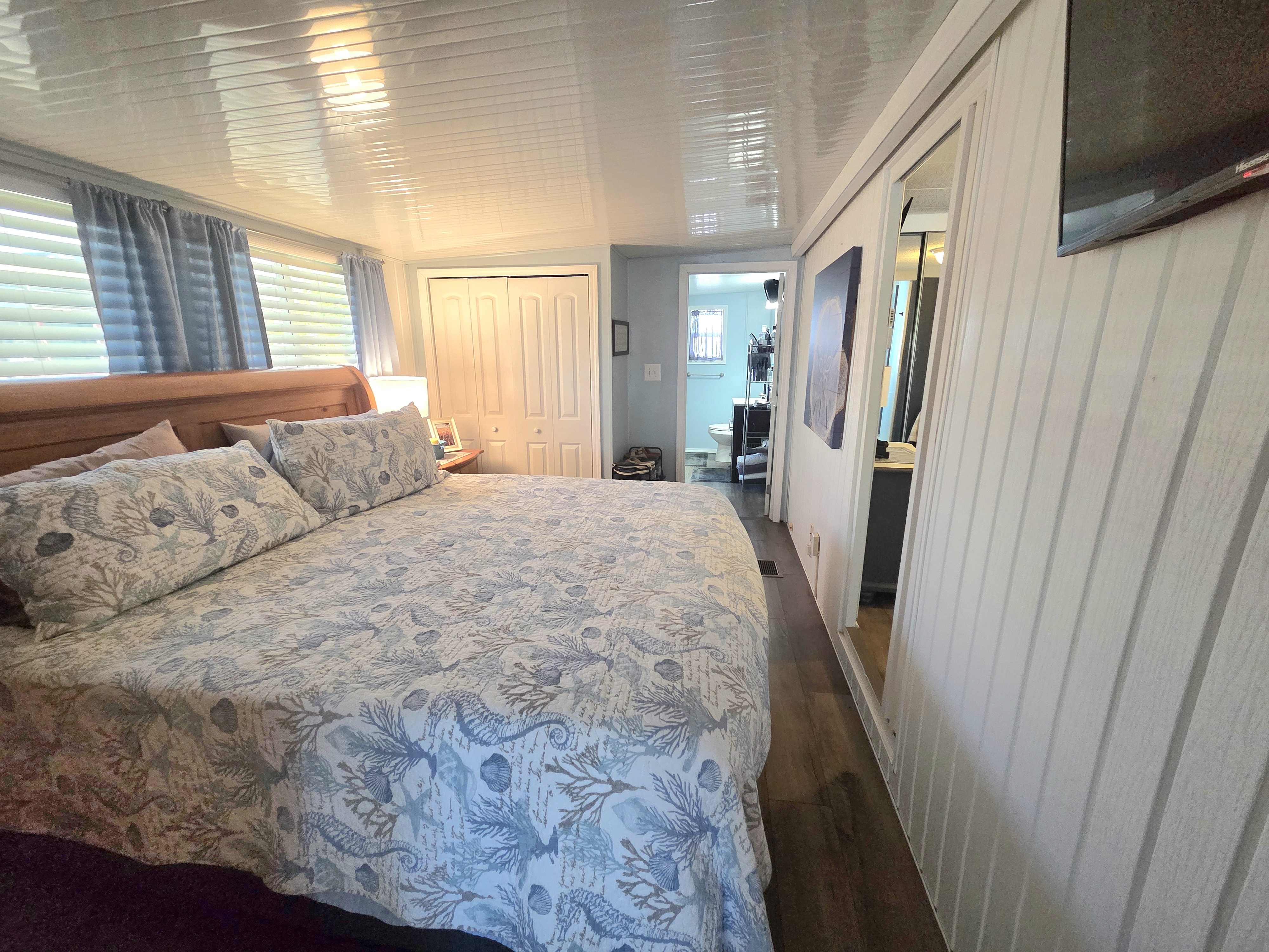 800 Kay Road, Lot 2067, Bradenton, Florida 34212, 2 Bedrooms Bedrooms, ,2 BathroomsBathrooms,All - Age Mobile Home,For Sale,Kay Road, Lot 2067,4205