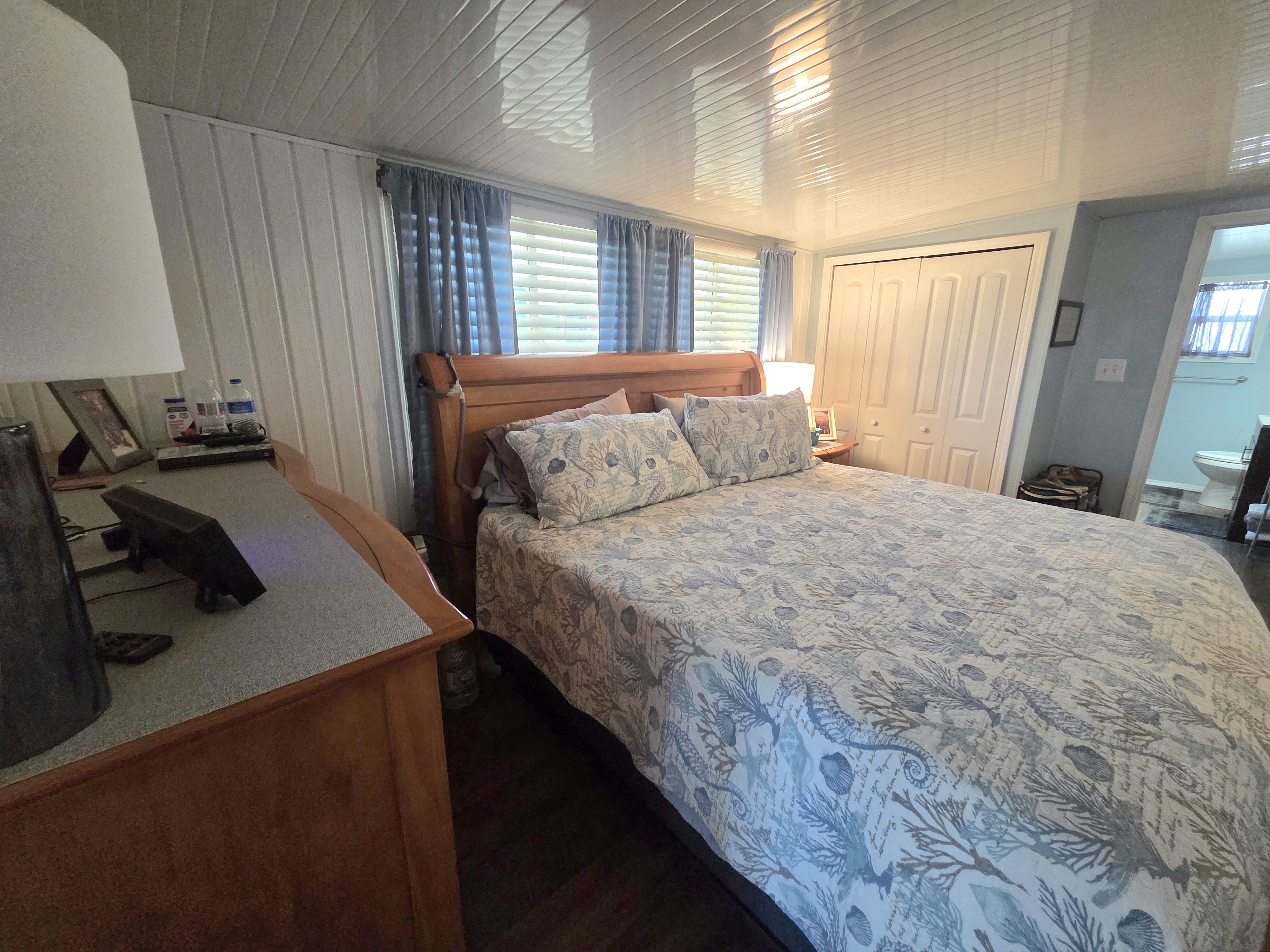 800 Kay Road, Lot 2067, Bradenton, Florida 34212, 2 Bedrooms Bedrooms, ,2 BathroomsBathrooms,All - Age Mobile Home,For Sale,Kay Road, Lot 2067,4205