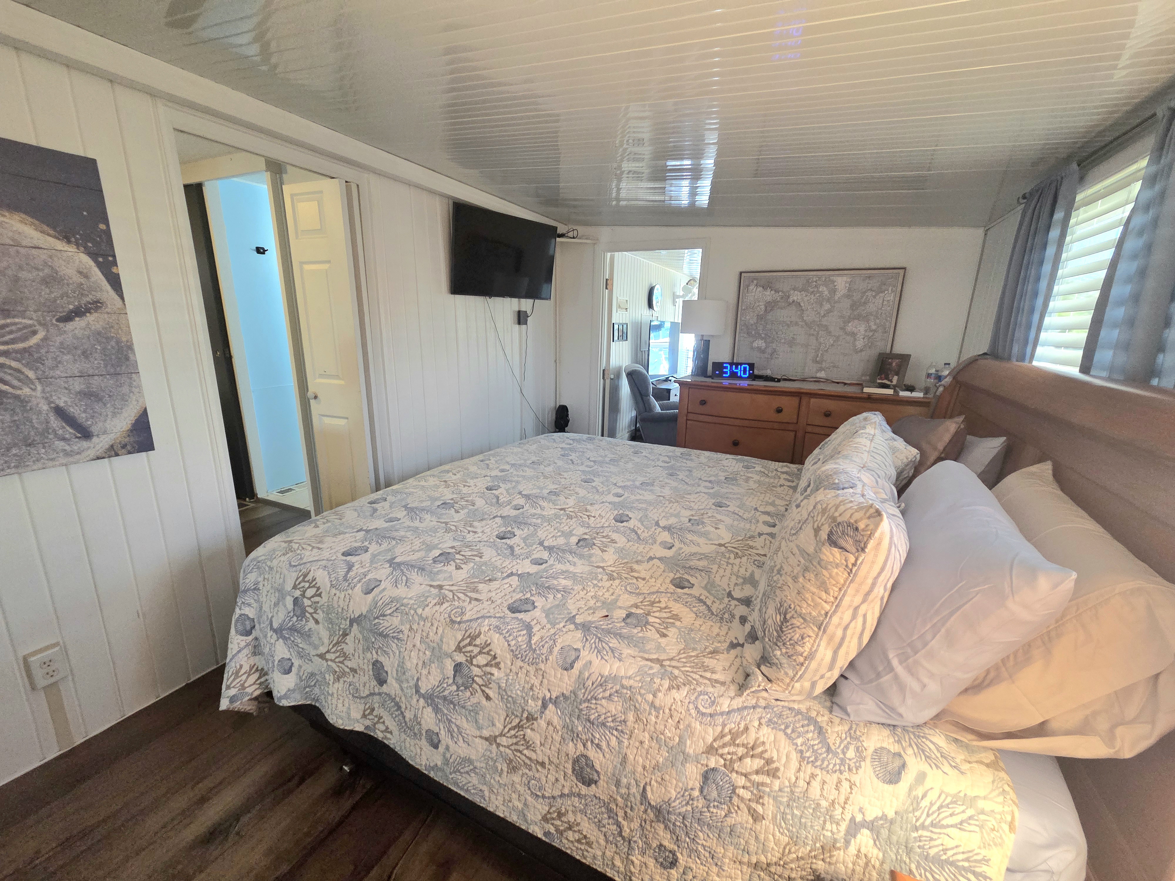 800 Kay Road, Lot 2067, Bradenton, Florida 34212, 2 Bedrooms Bedrooms, ,2 BathroomsBathrooms,All - Age Mobile Home,For Sale,Kay Road, Lot 2067,4205