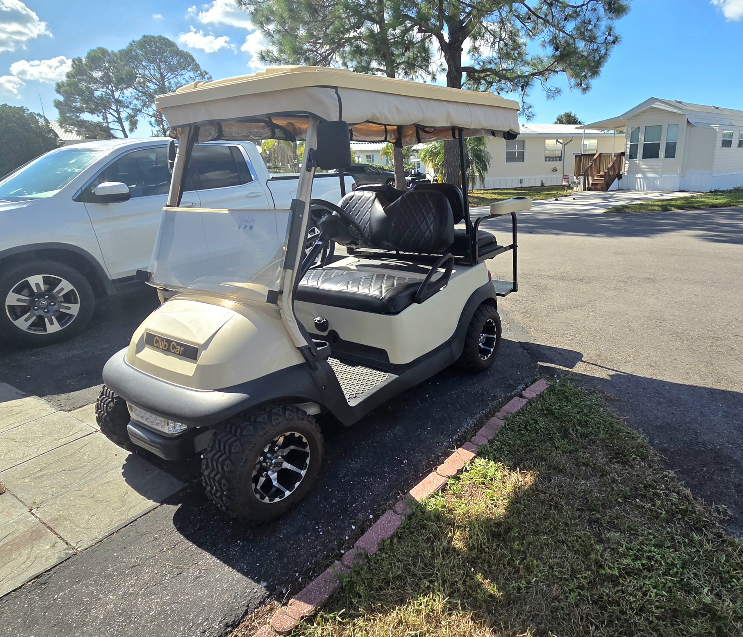 800 Kay Road, Lot 2067, Bradenton, Florida 34212, 2 Bedrooms Bedrooms, ,2 BathroomsBathrooms,All - Age Mobile Home,For Sale,Kay Road, Lot 2067,4205