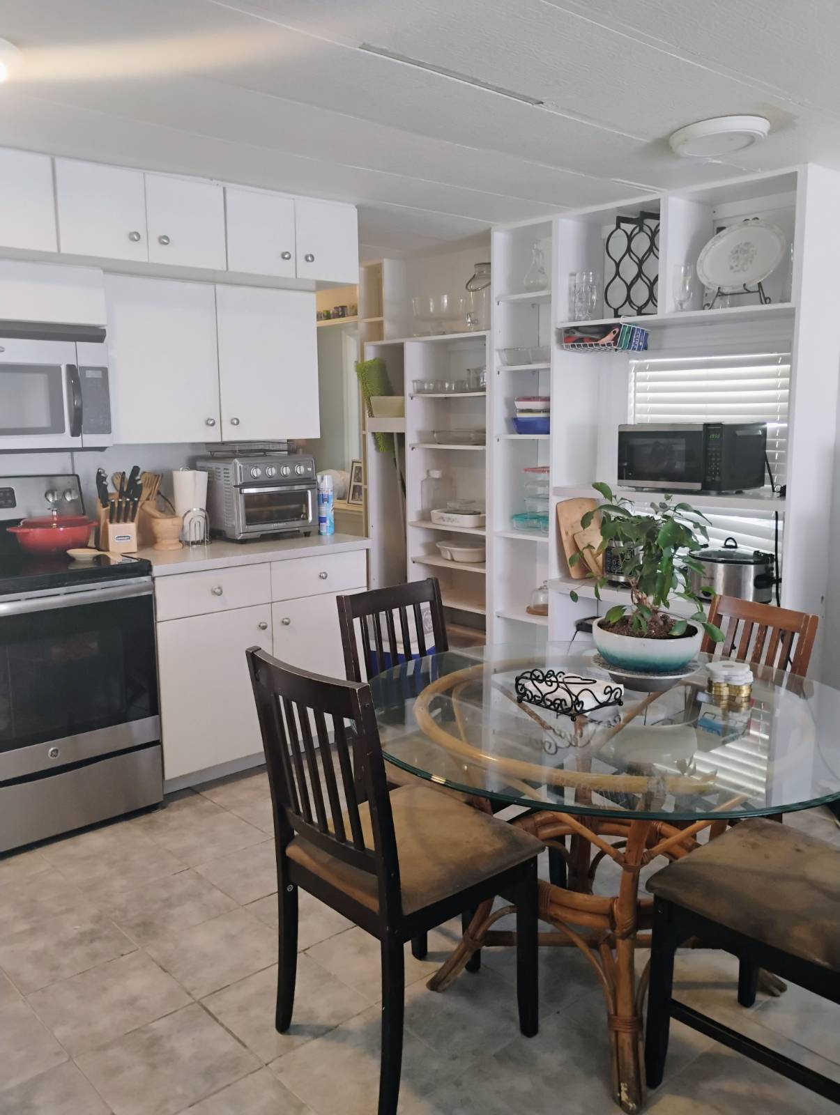 6030 150th Avenue N, Lot 11, Clearwater, Florida 33760, 3 Bedrooms Bedrooms, ,3 BathroomsBathrooms,55-Plus Mobile Home,For Sale,150th Avenue N, Lot 11,4206